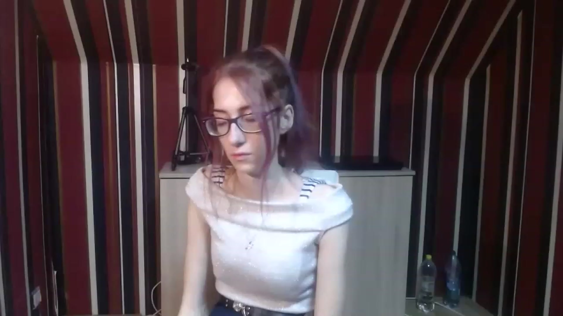 Gallery image thumbnail from Ellisonmyers's myfreecams stream on, 11/20/2022, 24:48 image 10 of 20