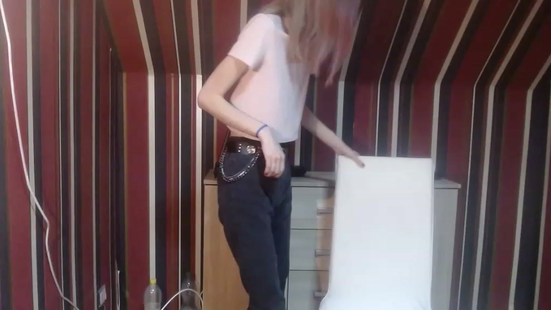 Gallery image thumbnail from Ellisonmyers's myfreecams stream on, 11/26/2022, 20:42 image 8 of 20