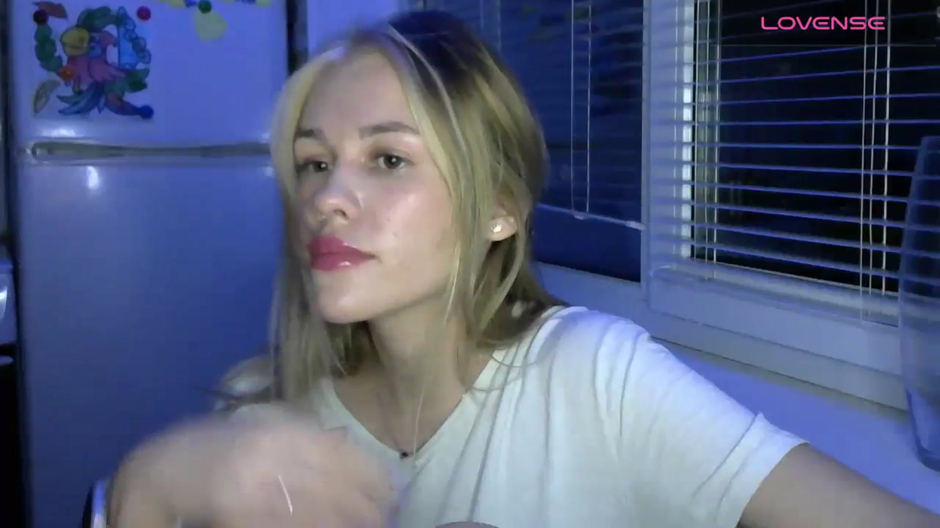 Gallery image thumbnail from Ellixr's myfreecams stream on, 11/19/2023, 20:24 image 3 of 20