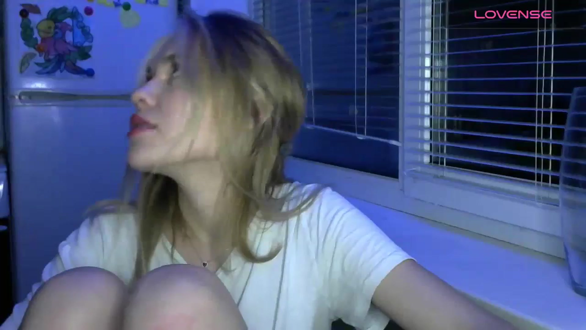 Gallery image thumbnail from Ellixr's myfreecams stream on, 11/19/2023, 20:24 image 18 of 20