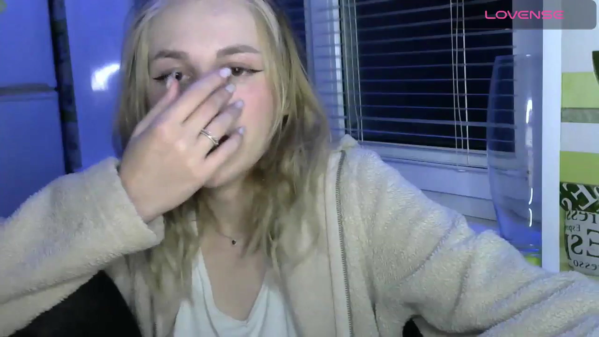 Gallery image thumbnail from Ellixr's myfreecams stream on, 11/21/2023, 20:54 image 13 of 20
