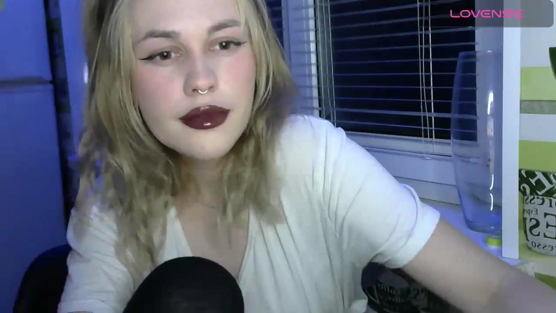 Gallery image thumbnail from Ellixr's myfreecams stream on, 11/21/2023, 20:54 image 20 of 20