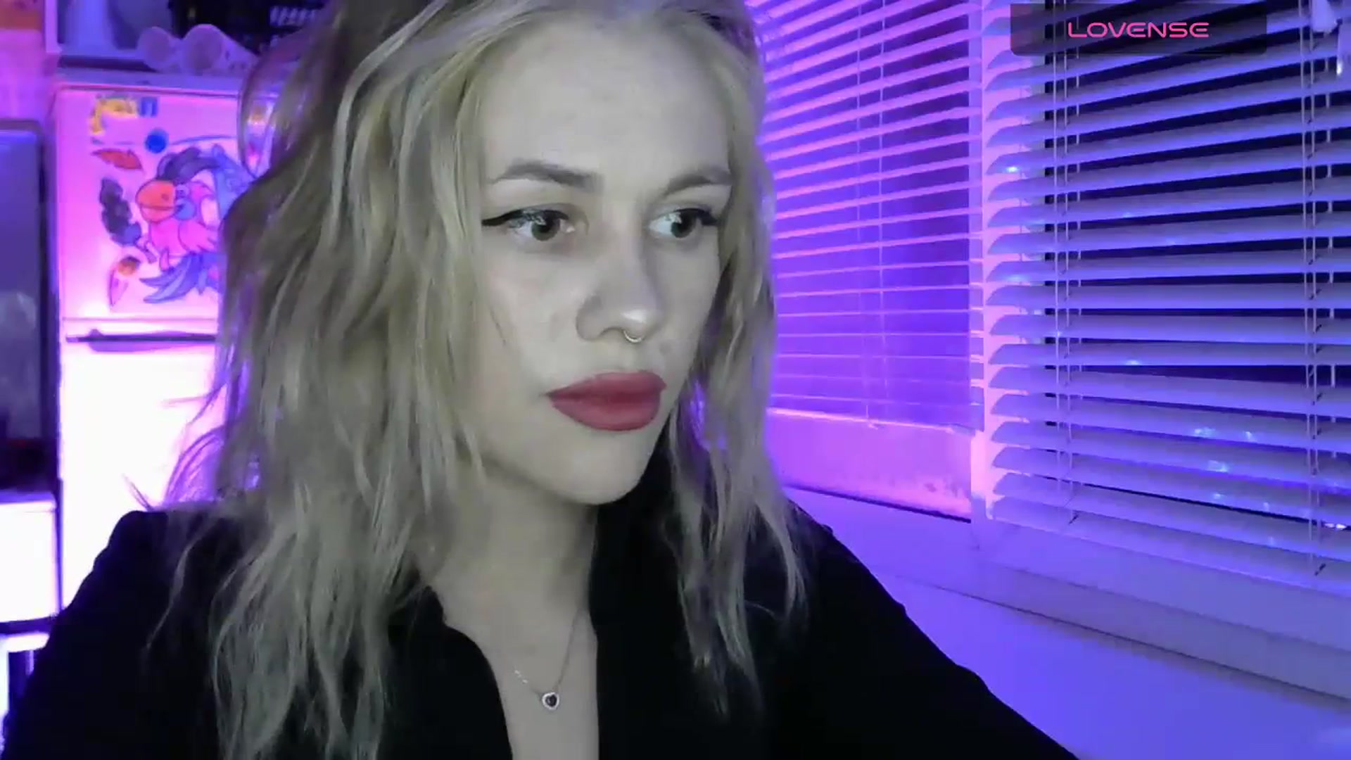 Gallery image thumbnail from Ellixr's myfreecams stream on, 12/01/2023, 20:13 image 8 of 20