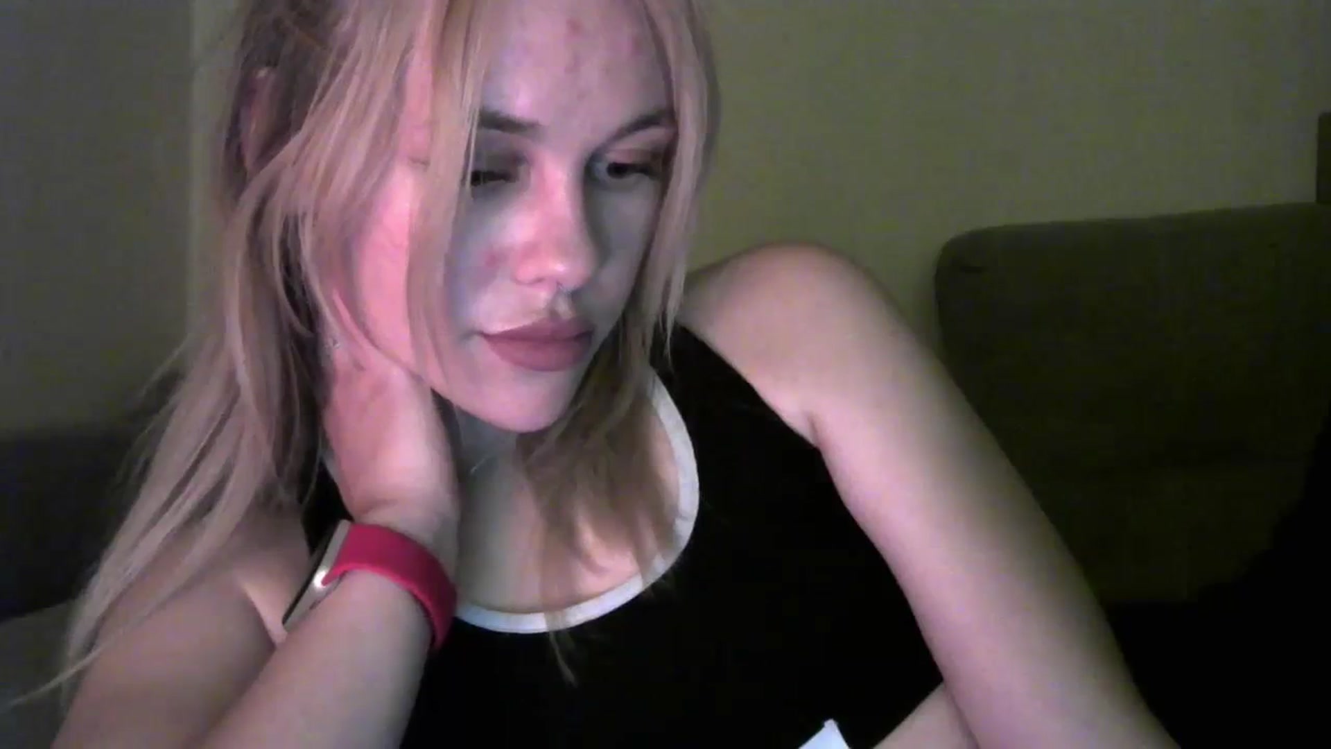Gallery image thumbnail from Ellixr's myfreecams stream on, 12/05/2023, 14:25 image 15 of 20