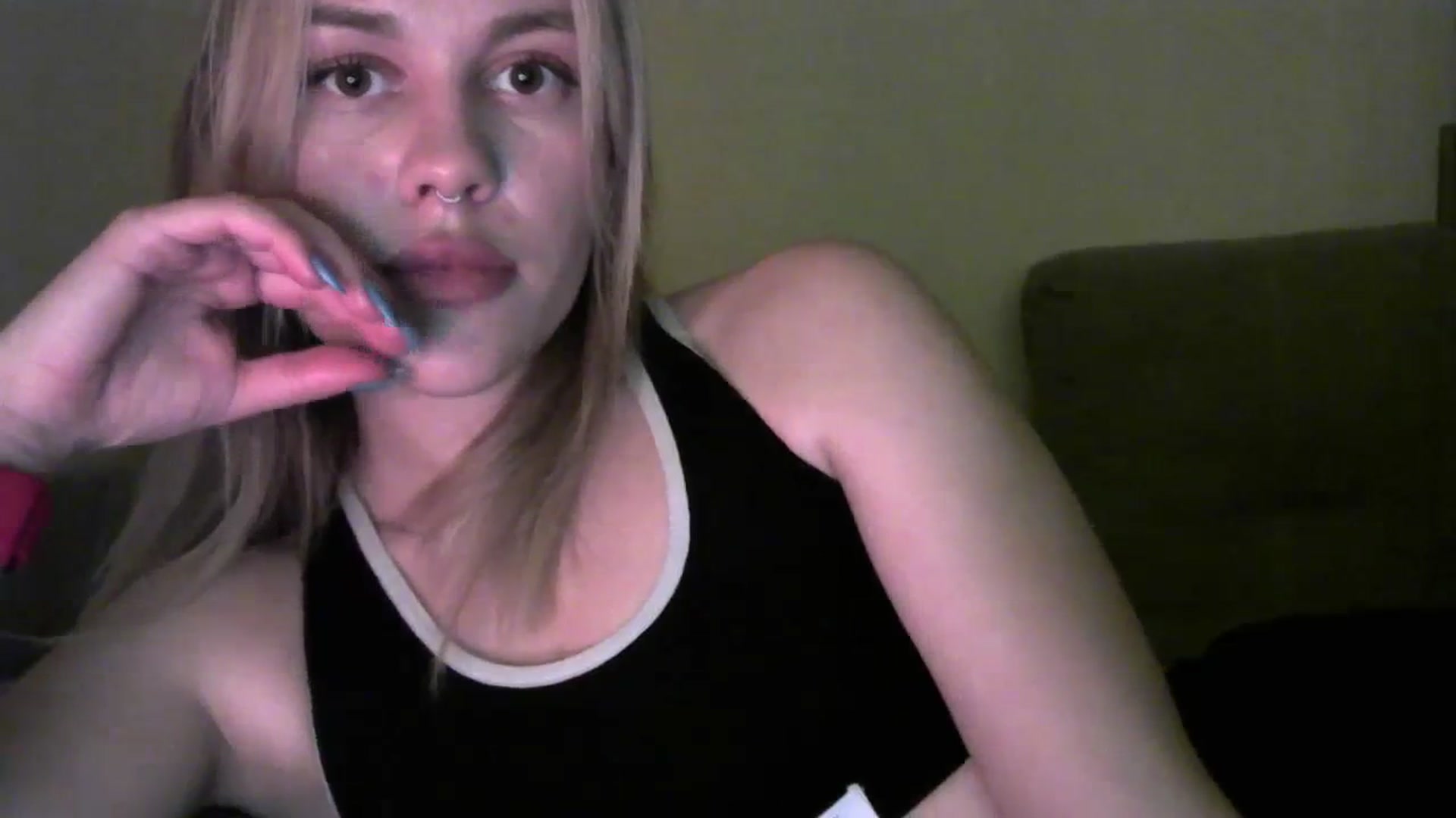 Gallery image thumbnail from Ellixr's myfreecams stream on, 12/05/2023, 14:25 image 10 of 20