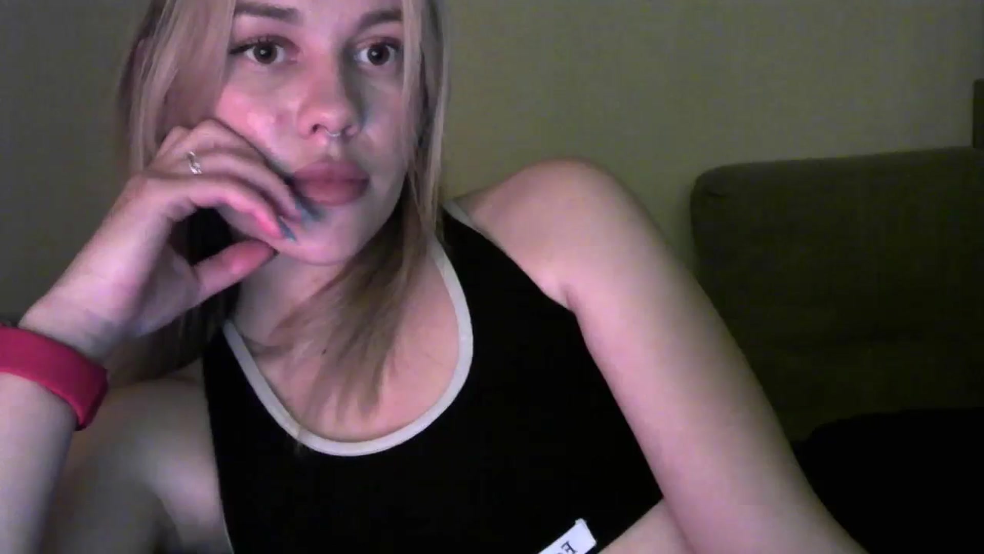 Gallery image thumbnail from Ellixr's myfreecams stream on, 12/05/2023, 14:25 image 7 of 20