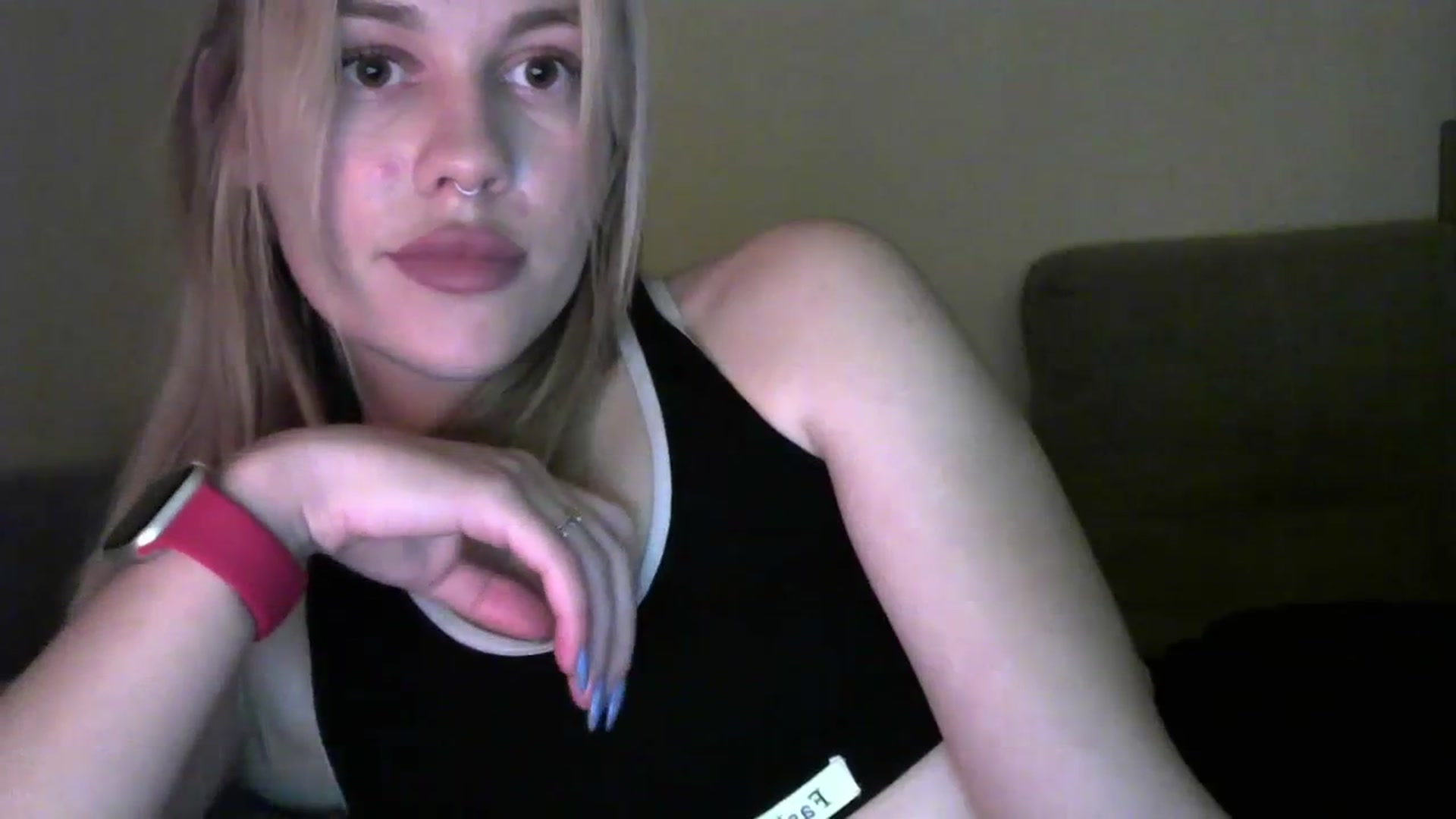 Gallery image thumbnail from Ellixr's myfreecams stream on, 12/05/2023, 14:25 image 3 of 20