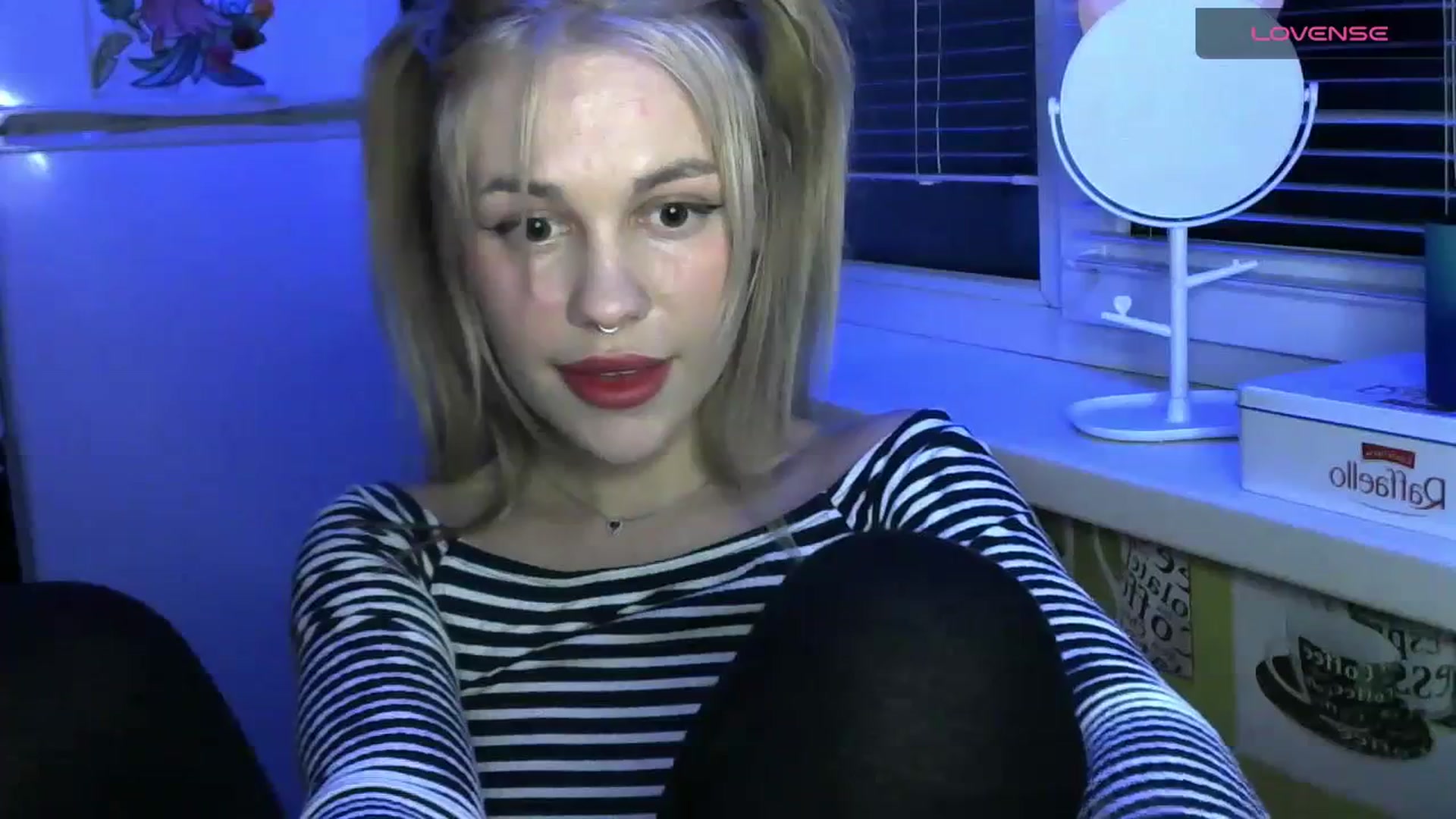 Gallery image thumbnail from Ellixr's myfreecams stream on, 12/05/2023, 21:01 image 12 of 20
