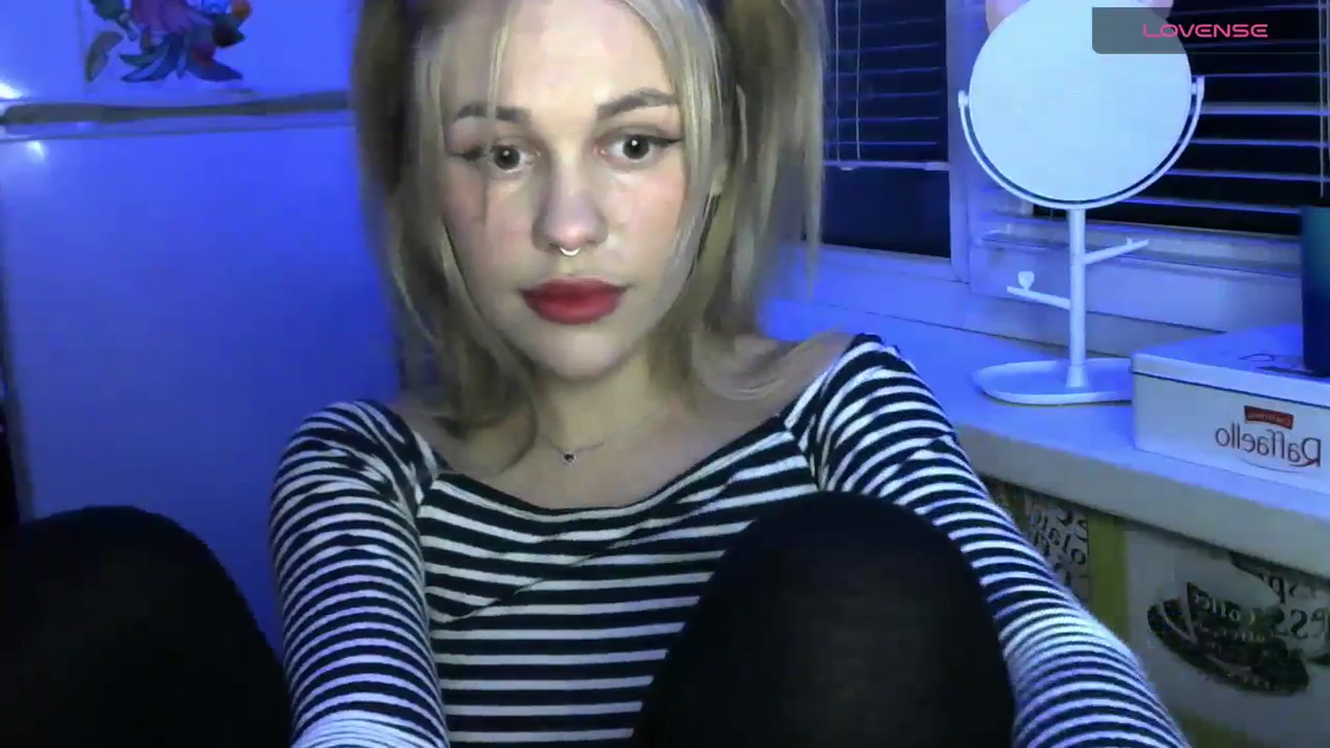 Gallery image thumbnail from Ellixr's myfreecams stream on, 12/05/2023, 21:01 image 4 of 20