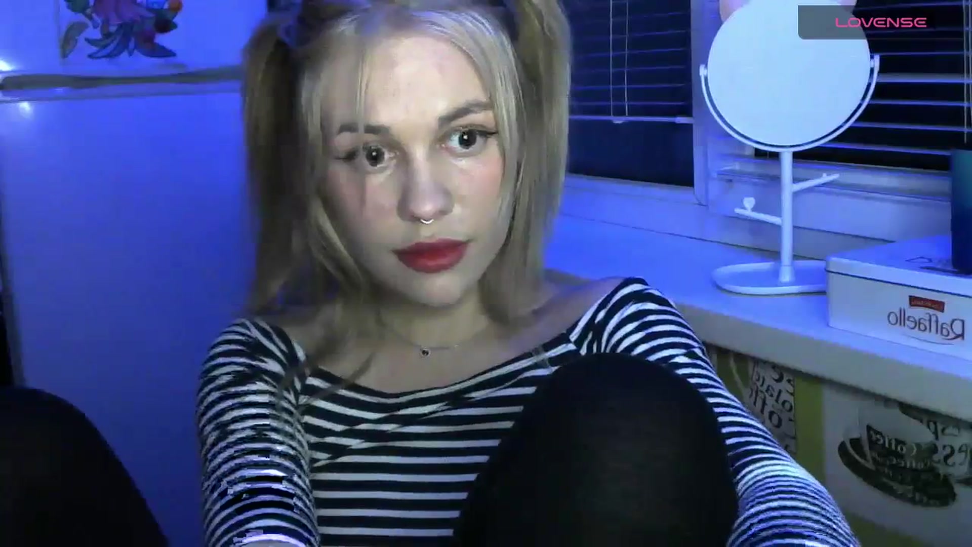 Gallery image thumbnail from Ellixr's myfreecams stream on, 12/05/2023, 21:01 image 14 of 20