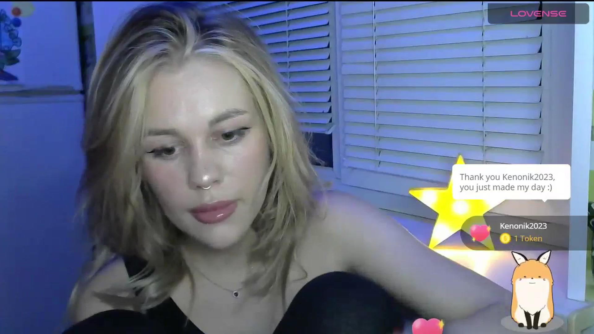 Gallery image thumbnail from Ellixr's myfreecams stream on, 12/07/2023, 21:11 image 5 of 20