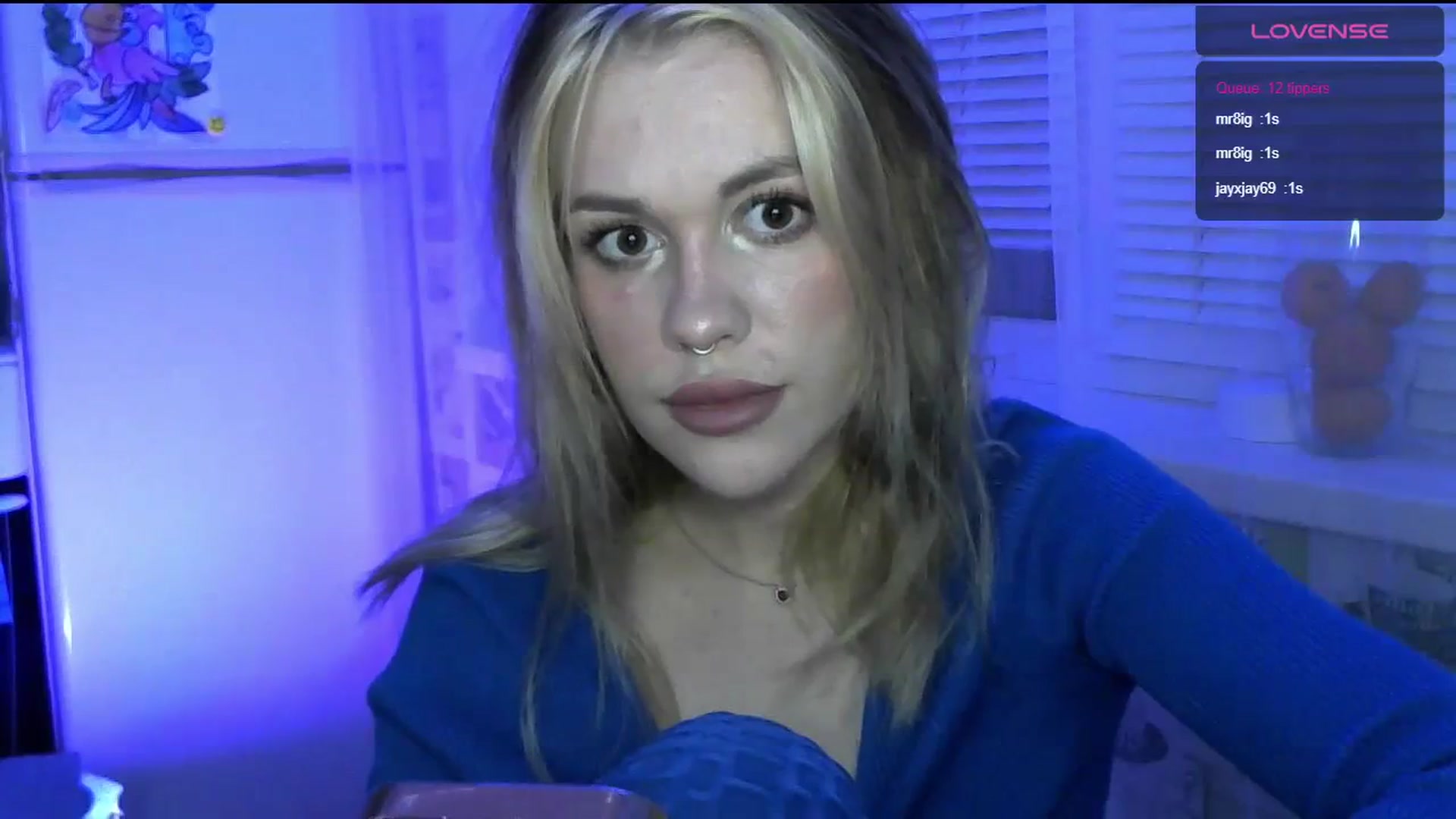 Gallery image thumbnail from Ellixr's myfreecams stream on, 12/18/2023, 22:15 image 2 of 20