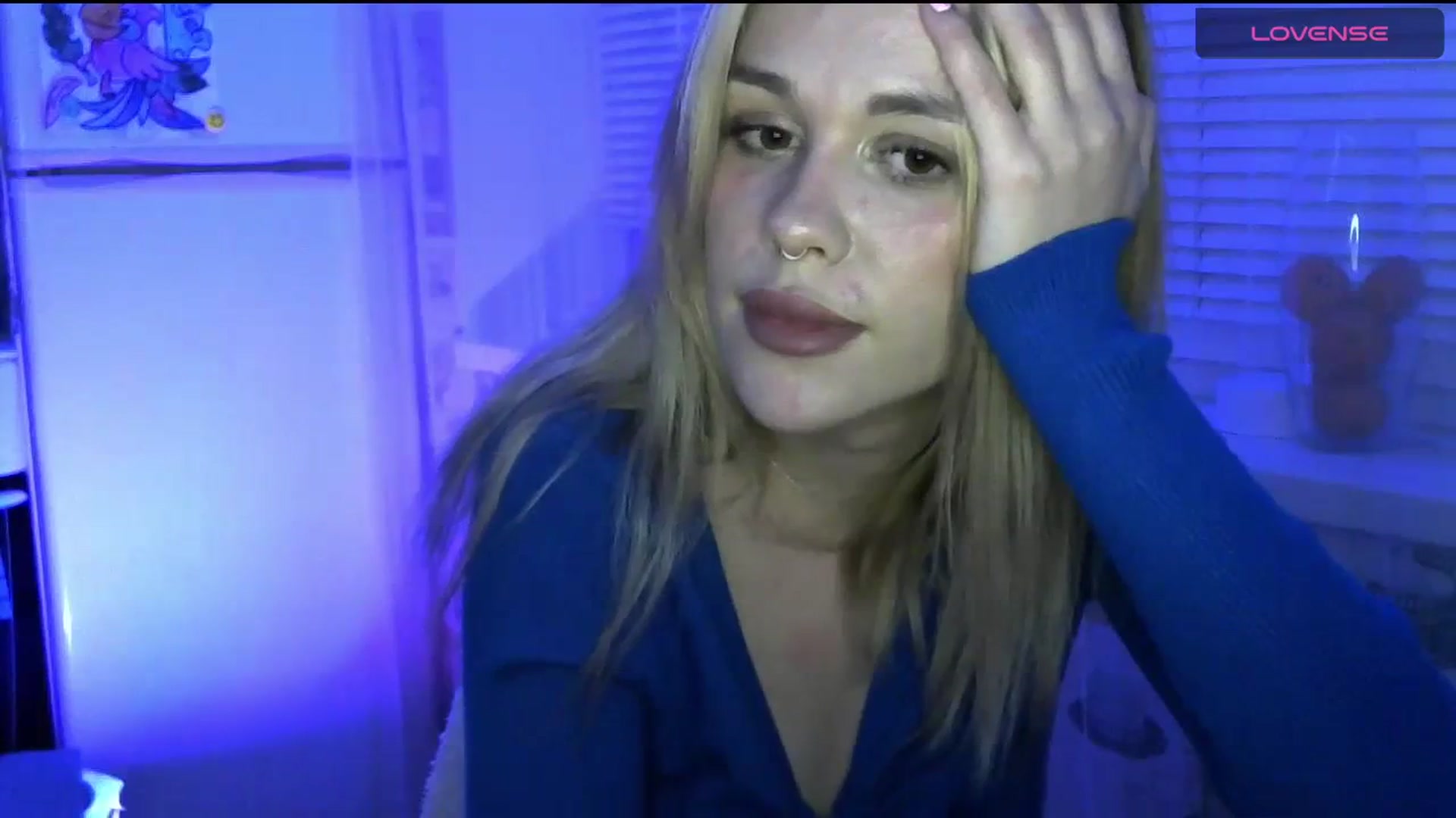 Gallery image thumbnail from Ellixr's myfreecams stream on, 12/18/2023, 22:15 image 20 of 20