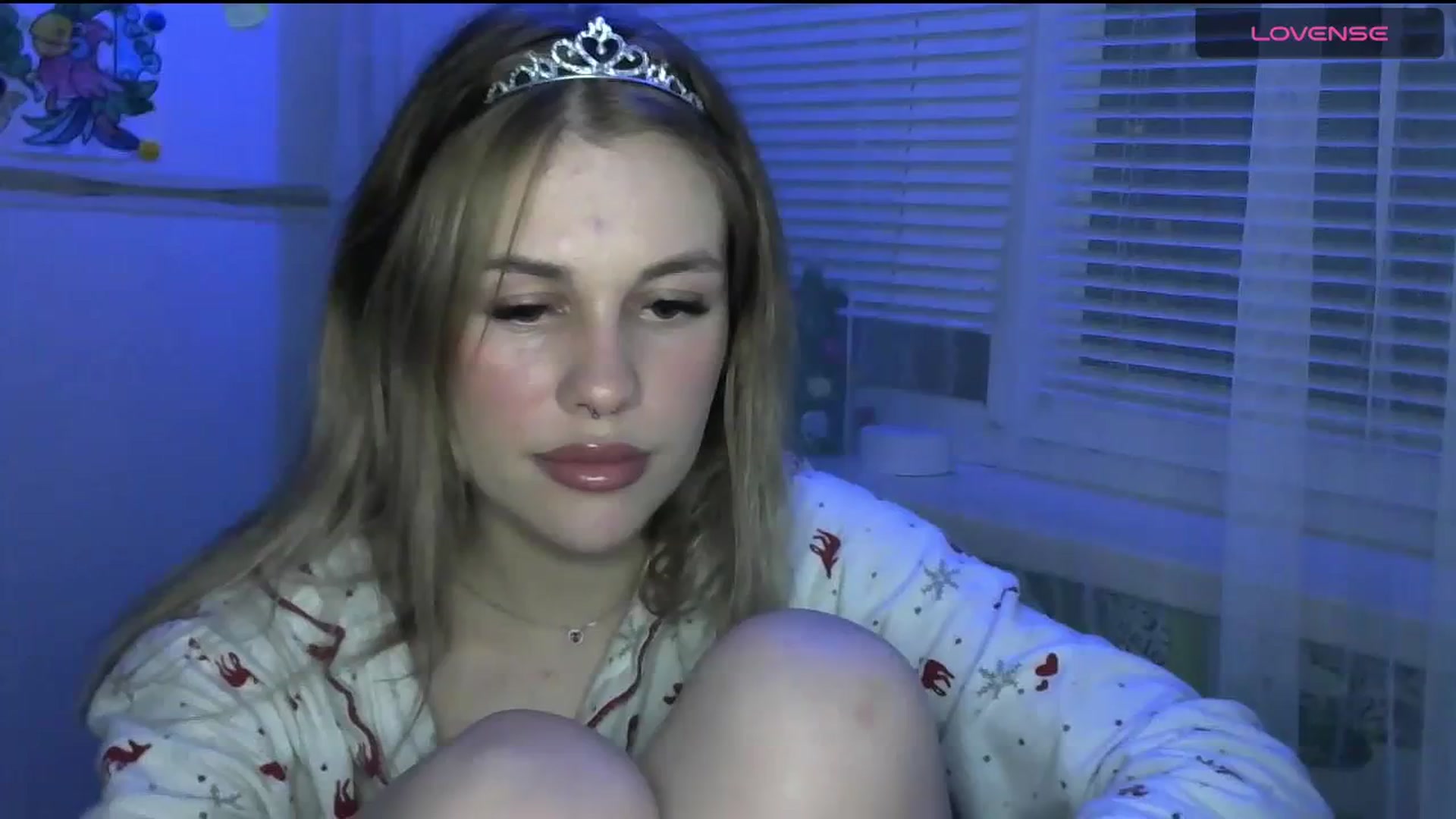 Gallery image thumbnail from Ellixr's myfreecams stream on, 01/03/2024, 21:12 image 10 of 20