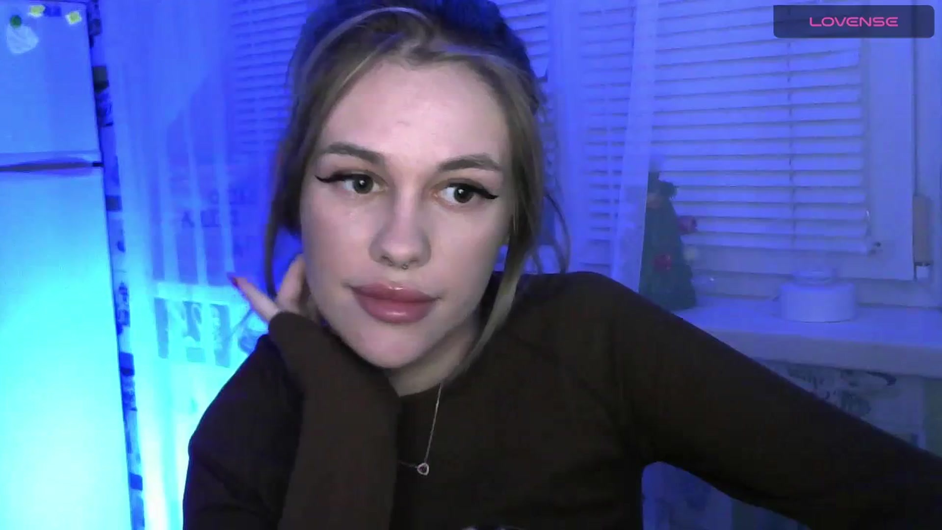 Gallery image thumbnail from Ellixr's myfreecams stream on, 01/07/2024, 20:57 image 19 of 20