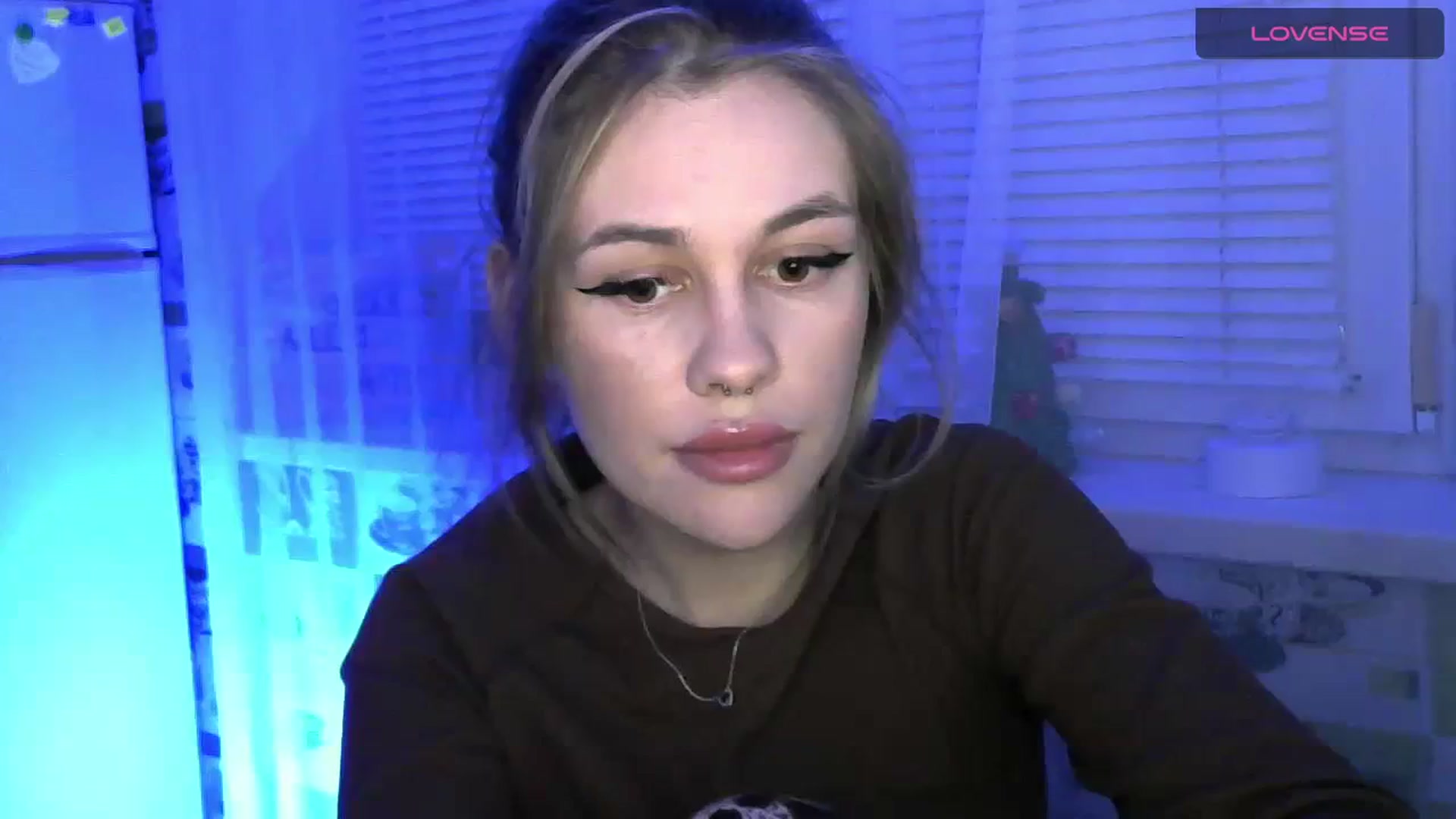 Gallery image thumbnail from Ellixr's myfreecams stream on, 01/07/2024, 20:57 image 13 of 20