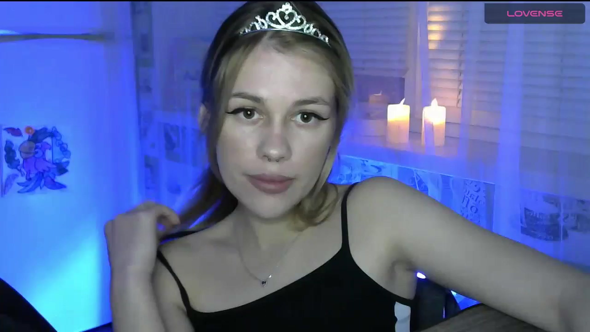 Gallery image thumbnail from Ellixr's myfreecams stream on, 01/13/2024, 21:00 image 7 of 20