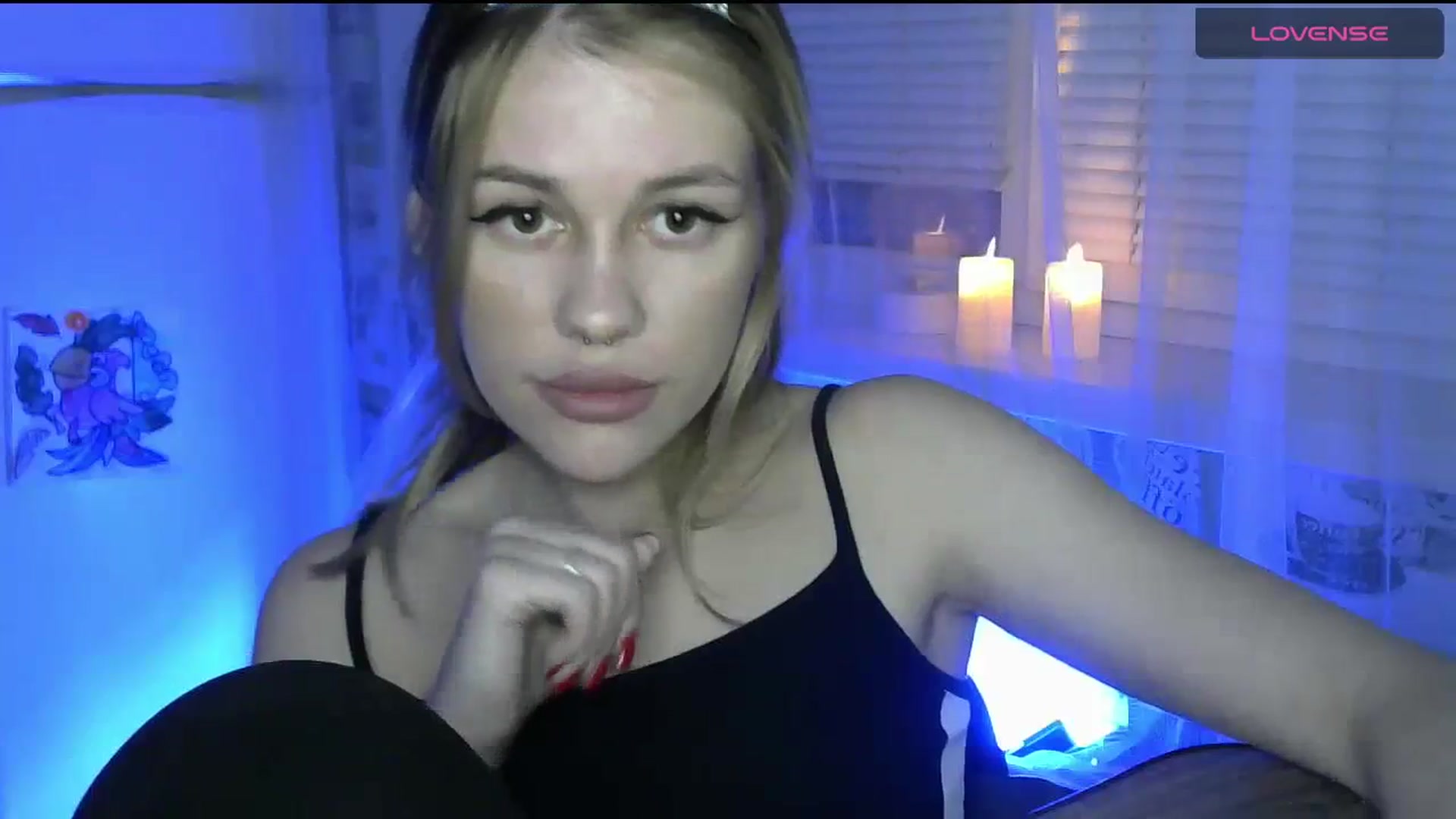 Gallery image thumbnail from Ellixr's myfreecams stream on, 01/13/2024, 21:00 image 14 of 20
