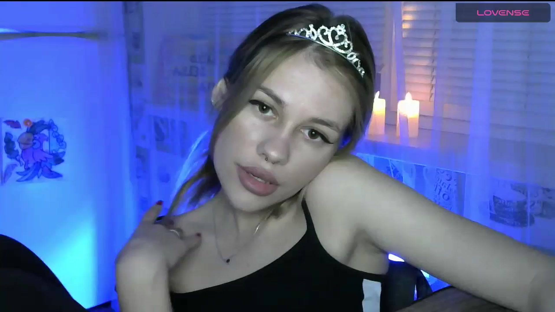 Gallery image thumbnail from Ellixr's myfreecams stream on, 01/13/2024, 21:00 image 1 of 20
