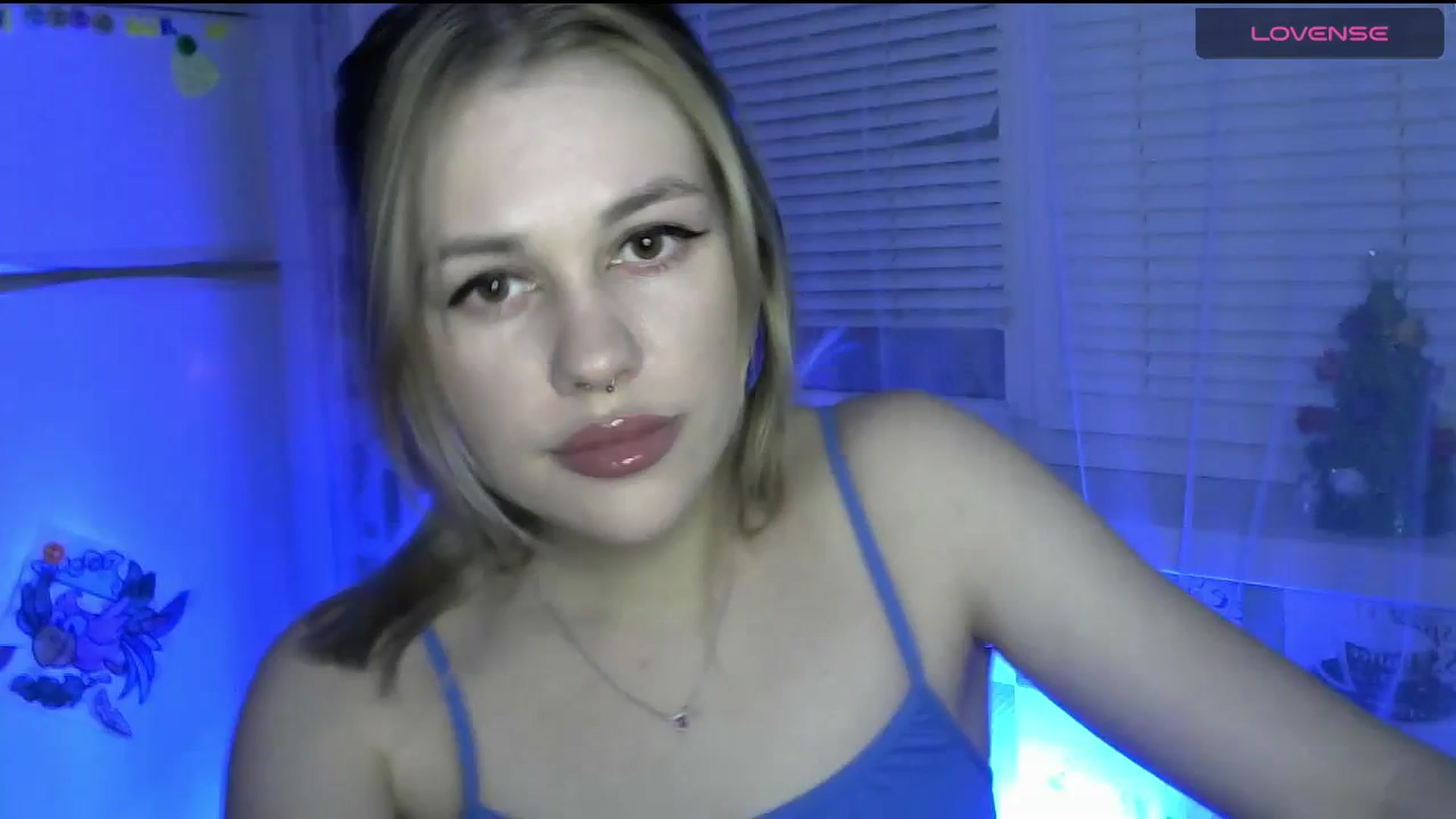 Gallery image thumbnail from Ellixr's myfreecams stream on, 01/14/2024, 21:04 image 1 of 20