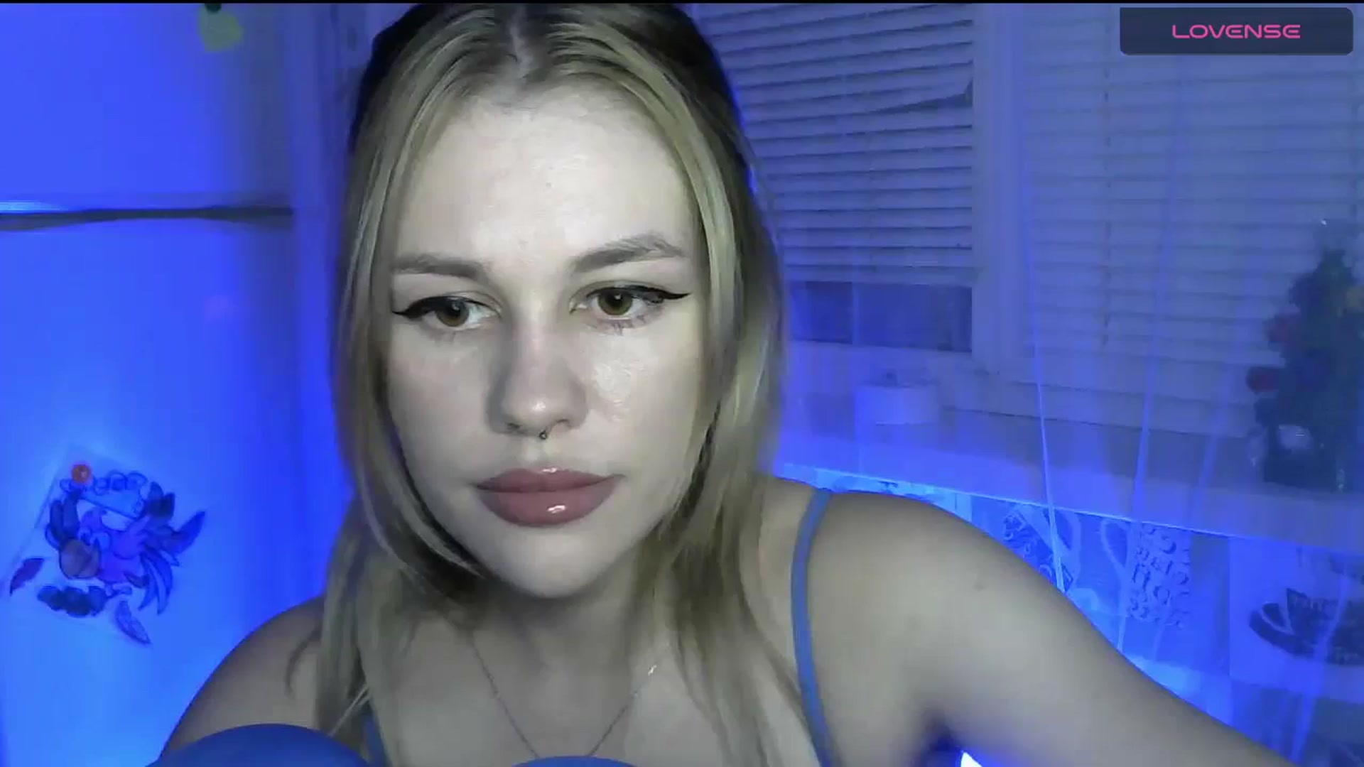 Gallery image thumbnail from Ellixr's myfreecams stream on, 01/14/2024, 21:04 image 8 of 20