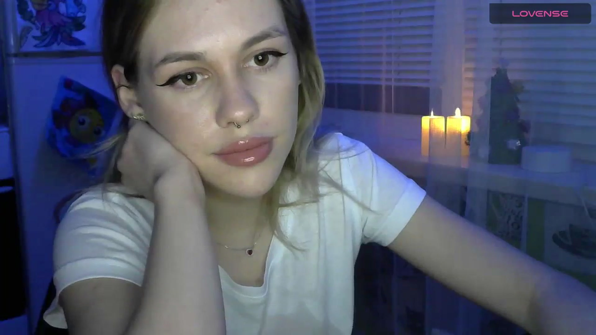 Gallery image thumbnail from Ellixr's myfreecams stream on, 01/17/2024, 20:54 image 11 of 20