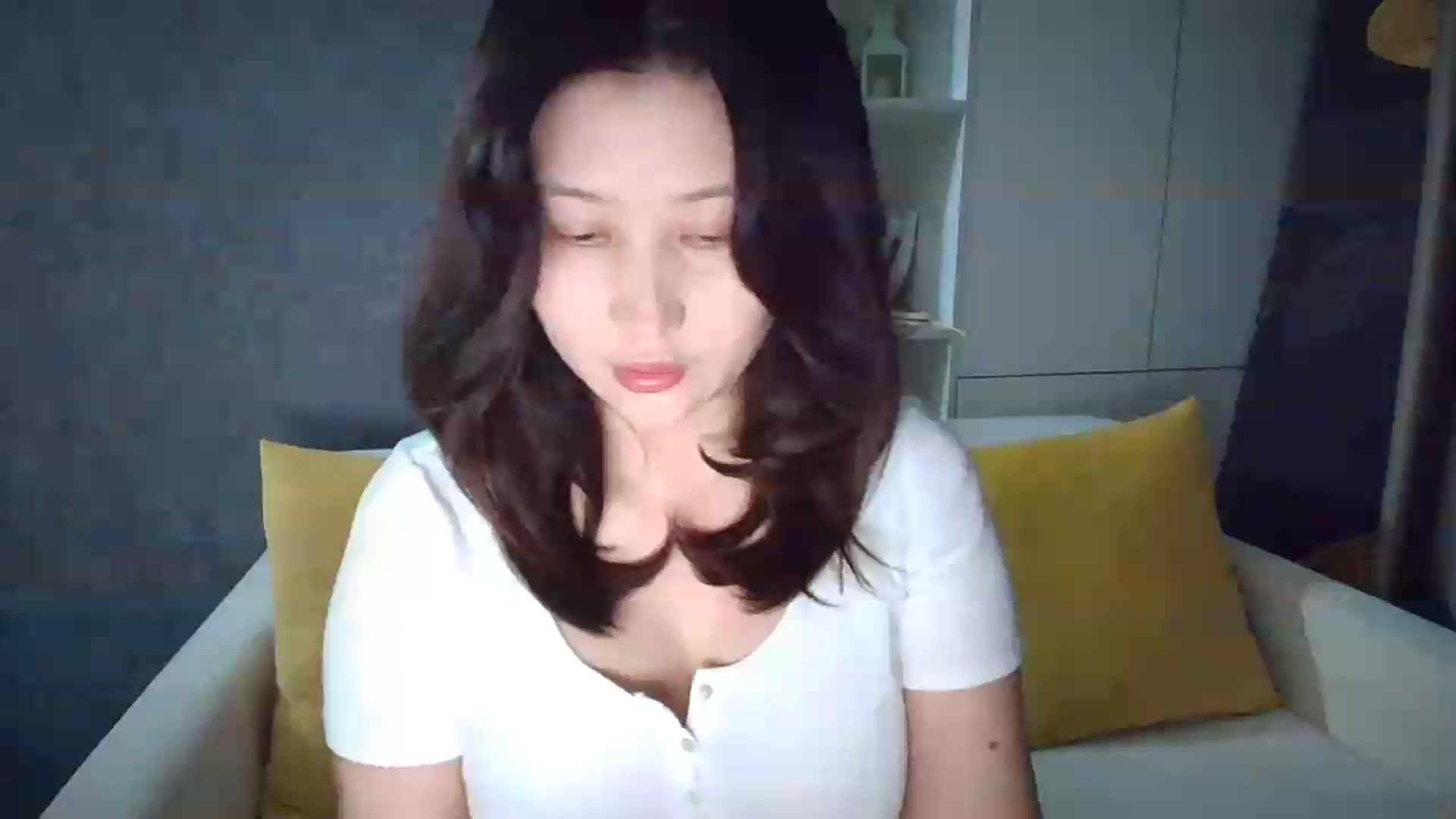 Gallery image thumbnail from Ellle's myfreecams stream on, 06/21/2026, 22:34 image 1 of 20
