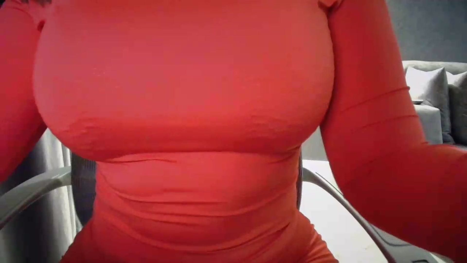 Gallery image thumbnail from Ellle's myfreecams stream on, 06/28/2026, 21:10 image 8 of 20