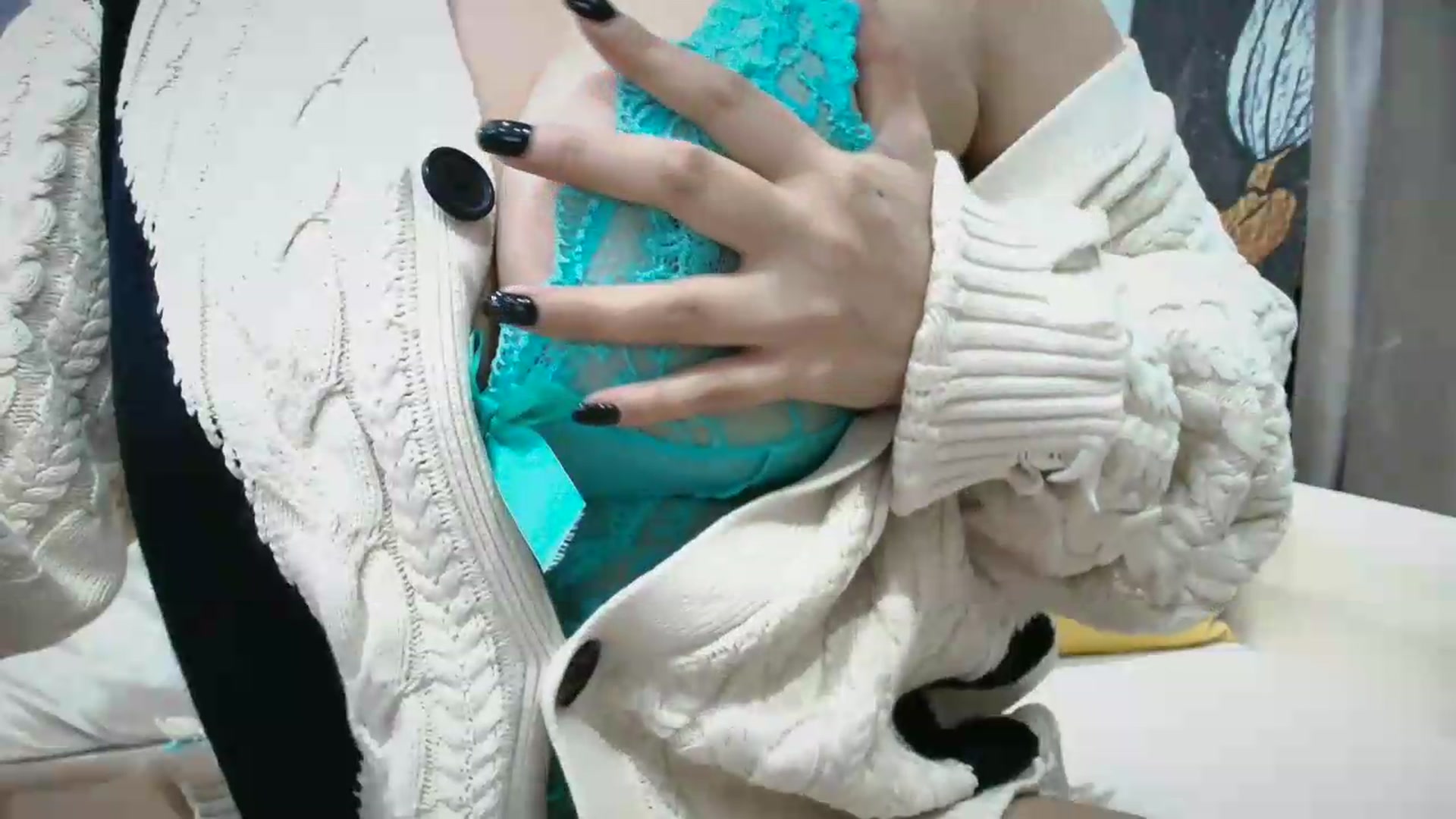 Gallery image thumbnail from Ellle's myfreecams stream on, 07/04/2026, 23:22 image 3 of 20