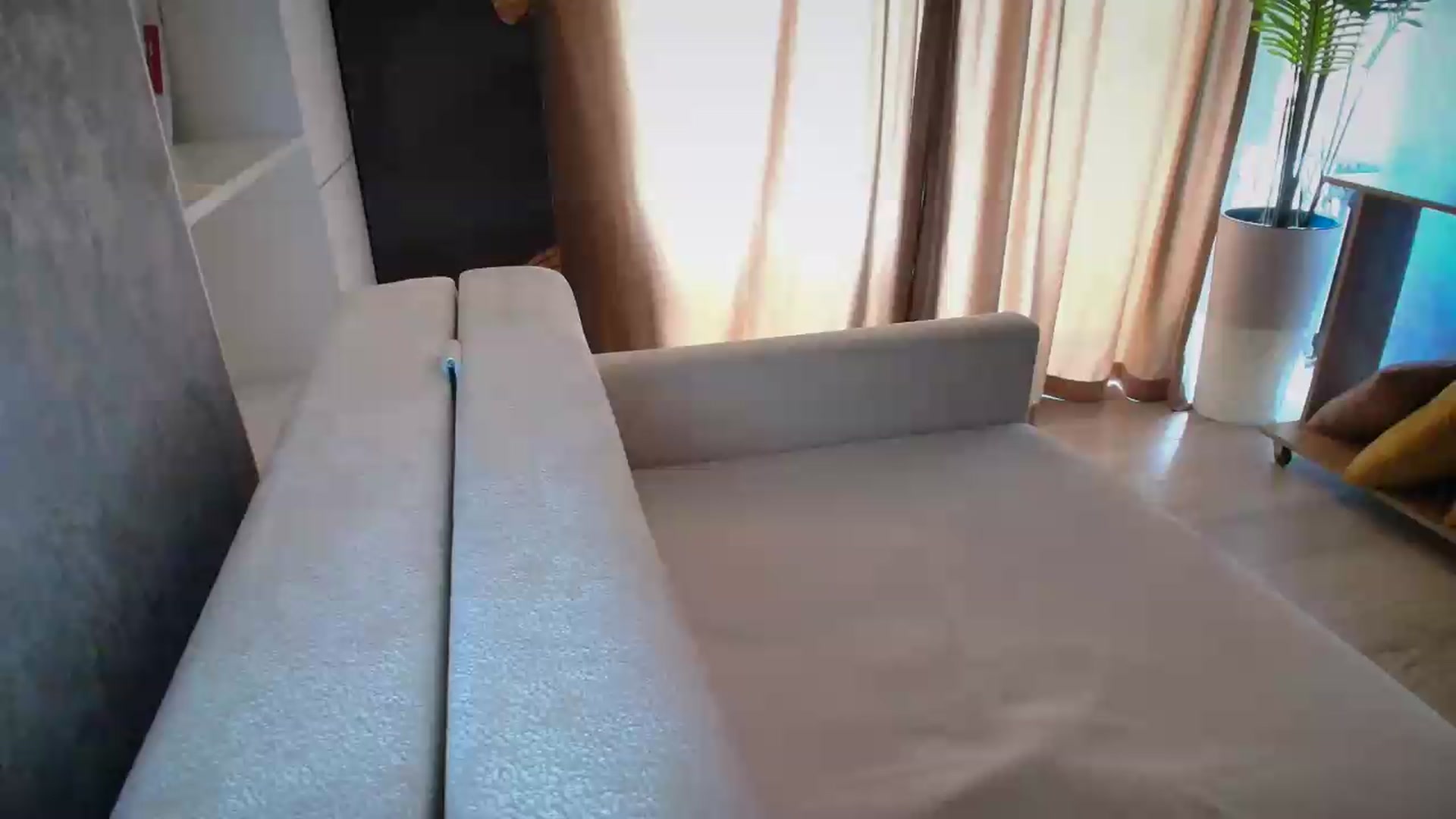 Gallery image thumbnail from Ellle's myfreecams stream on, 07/16/2026, 02:23 image 1 of 20