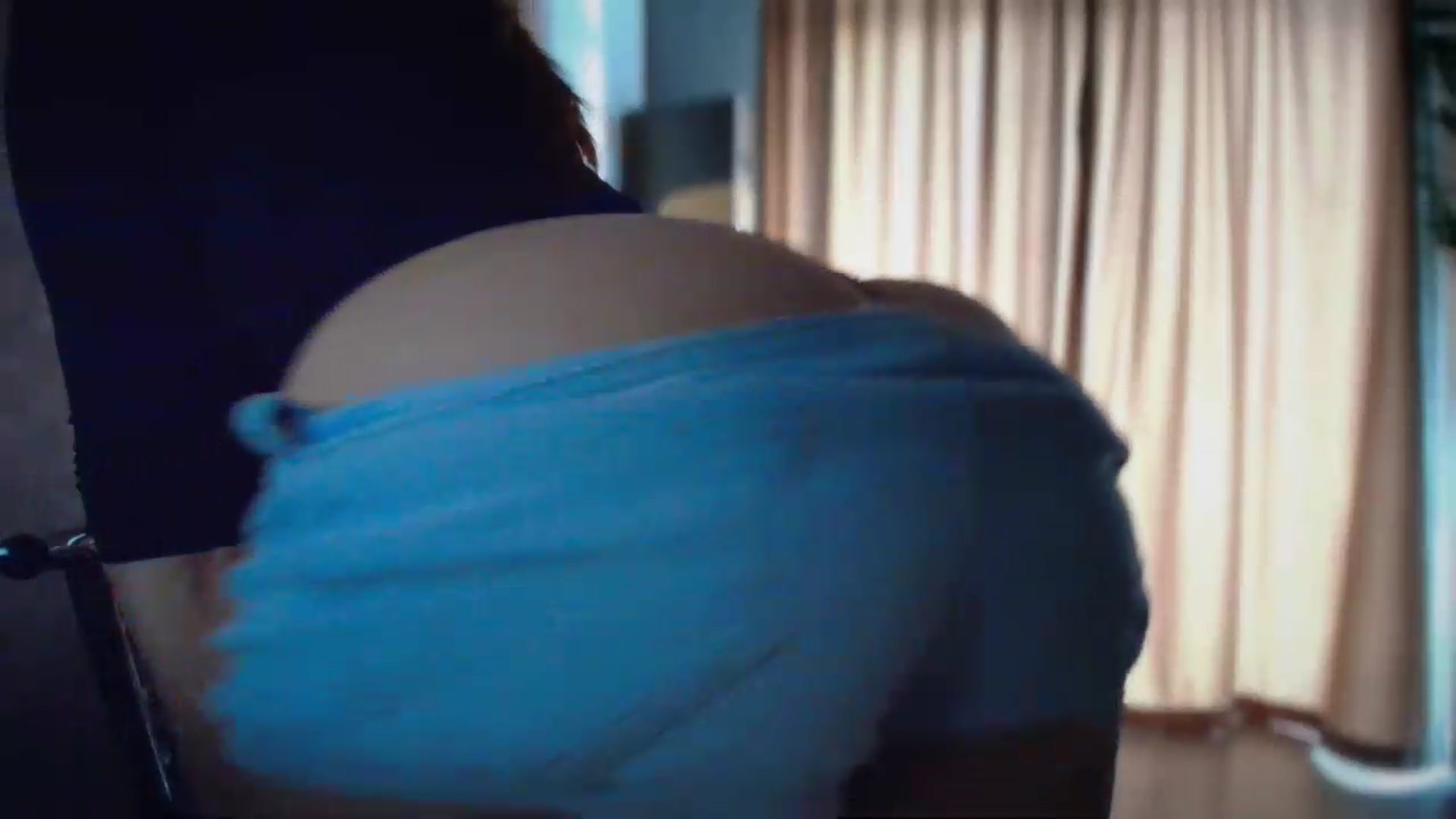 Gallery image thumbnail from Ellle's myfreecams stream on, 07/22/2026, 24:34 image 16 of 20