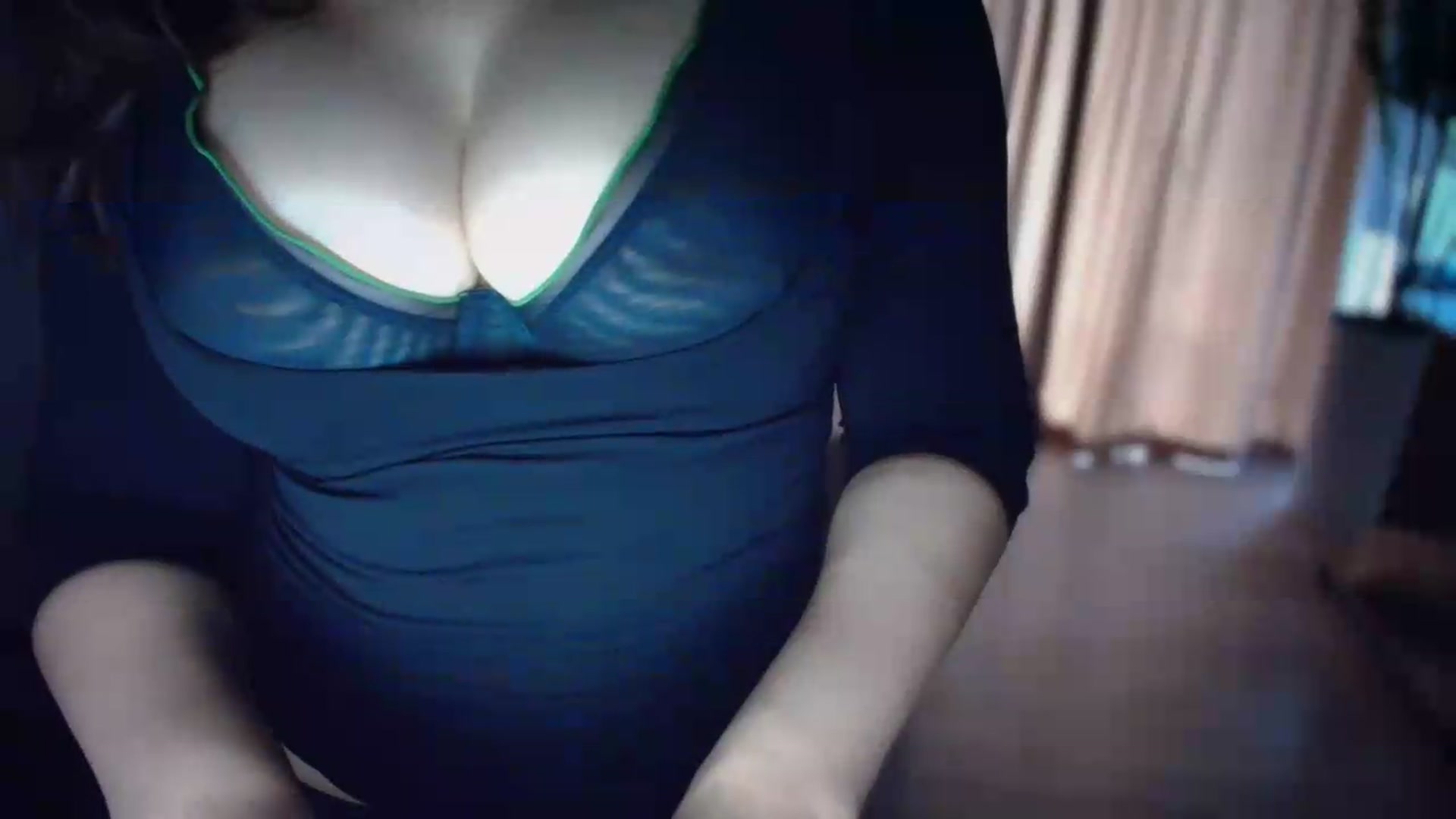 Gallery image thumbnail from Ellle's myfreecams stream on, 07/22/2026, 24:34 image 3 of 20