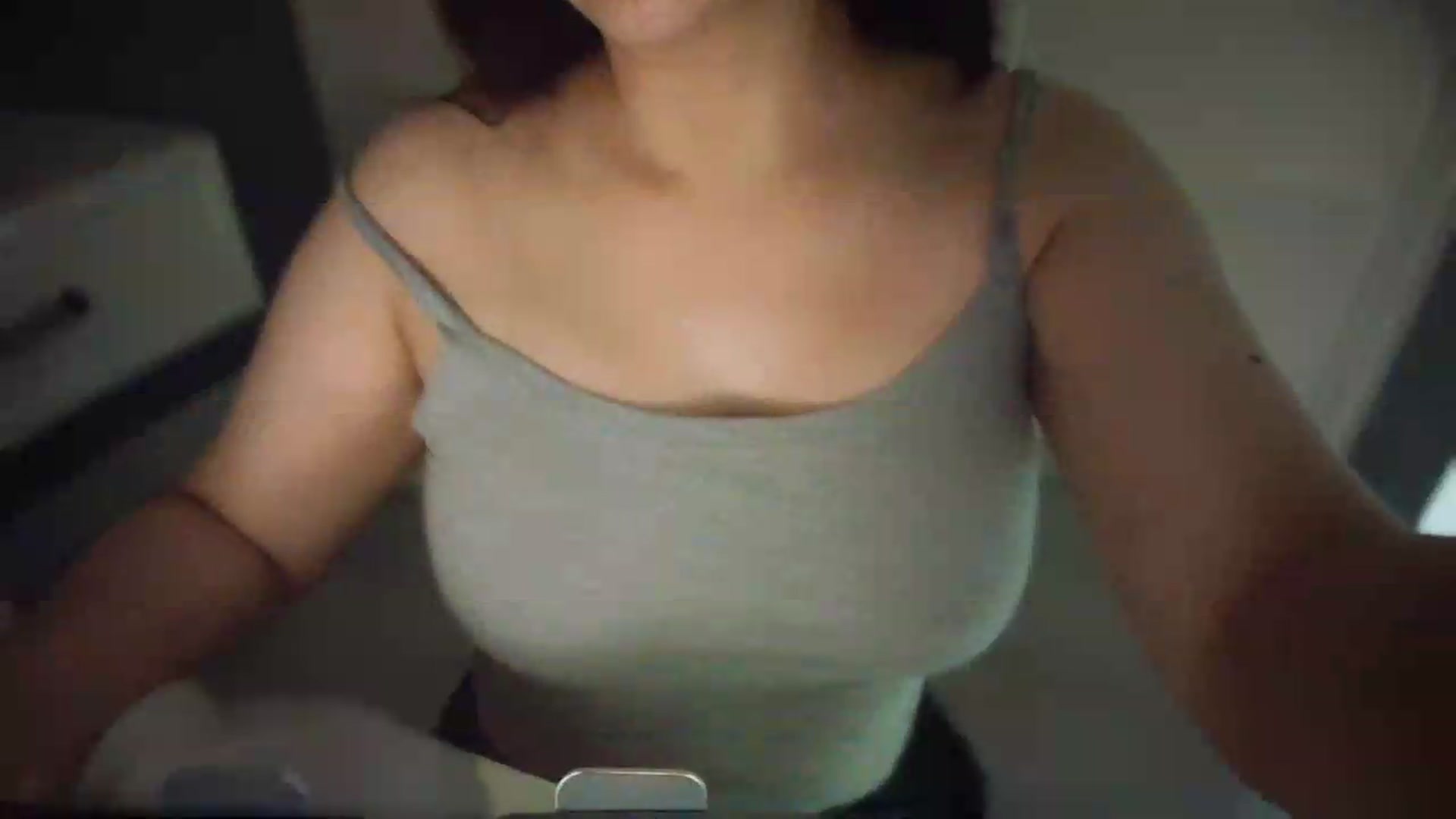 Gallery image thumbnail from Ellle's myfreecams stream on, 07/23/2026, 24:11 image 19 of 20