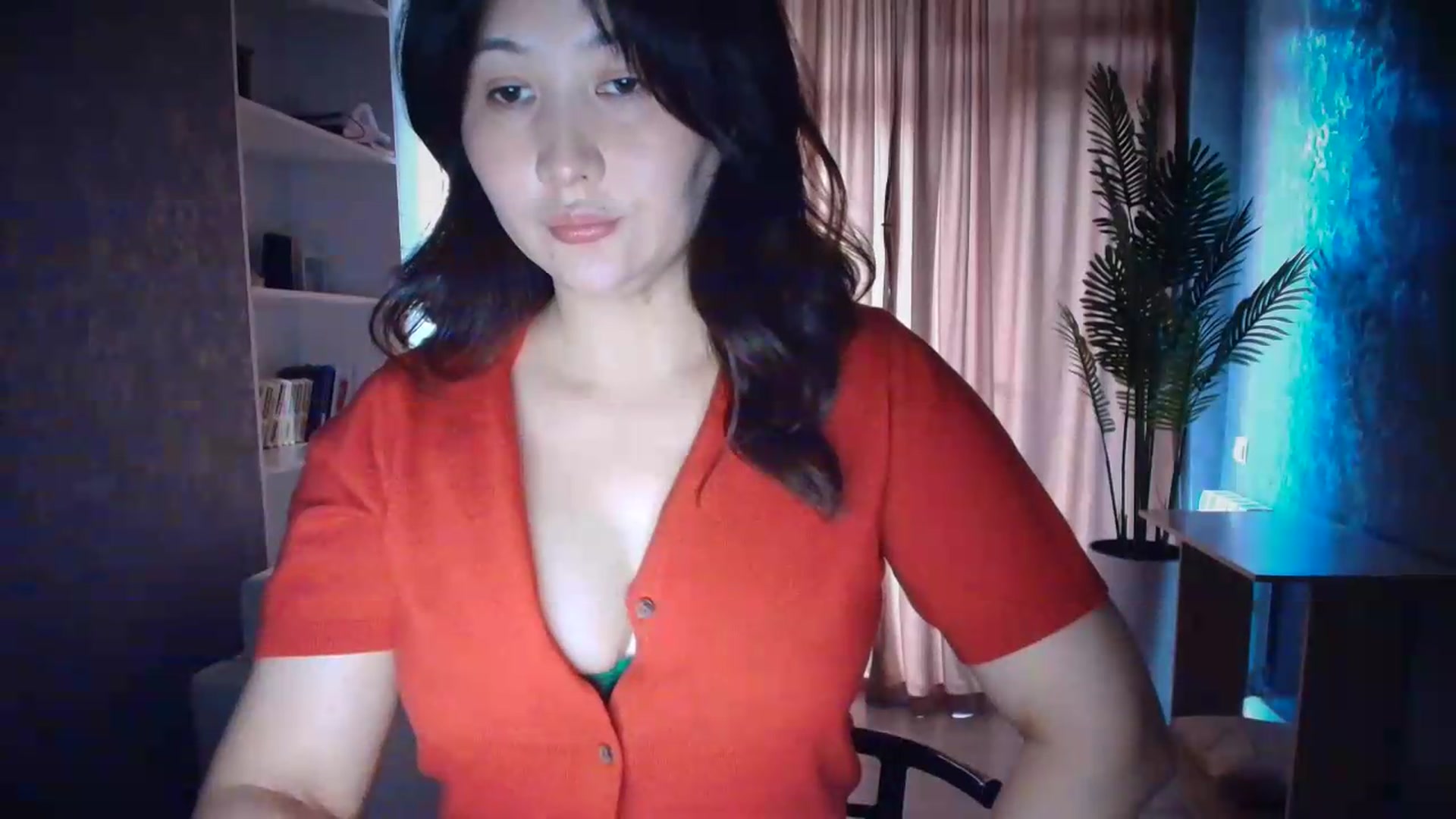 Gallery image thumbnail from Ellle's myfreecams stream on, 07/29/2026, 24:31 image 6 of 20