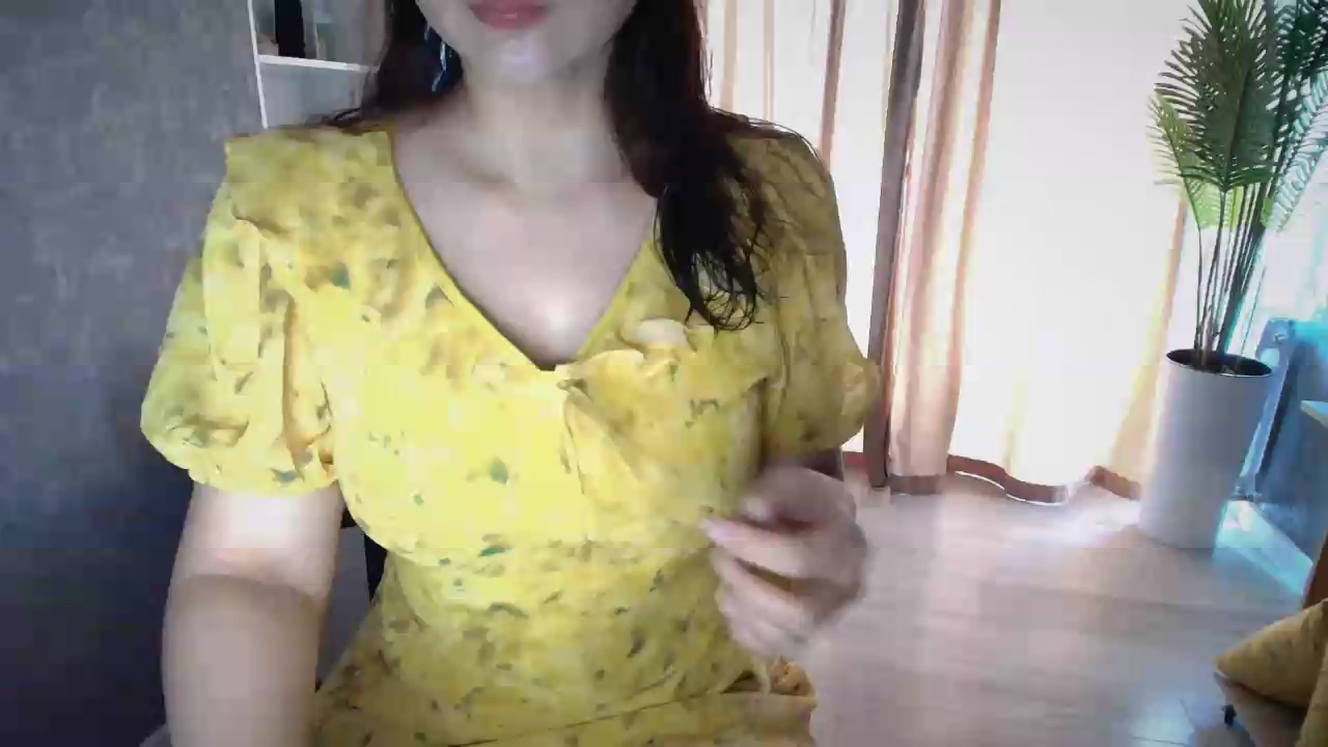 Gallery image thumbnail from Ellle's myfreecams stream on, 08/01/2026, 02:48 image 1 of 20