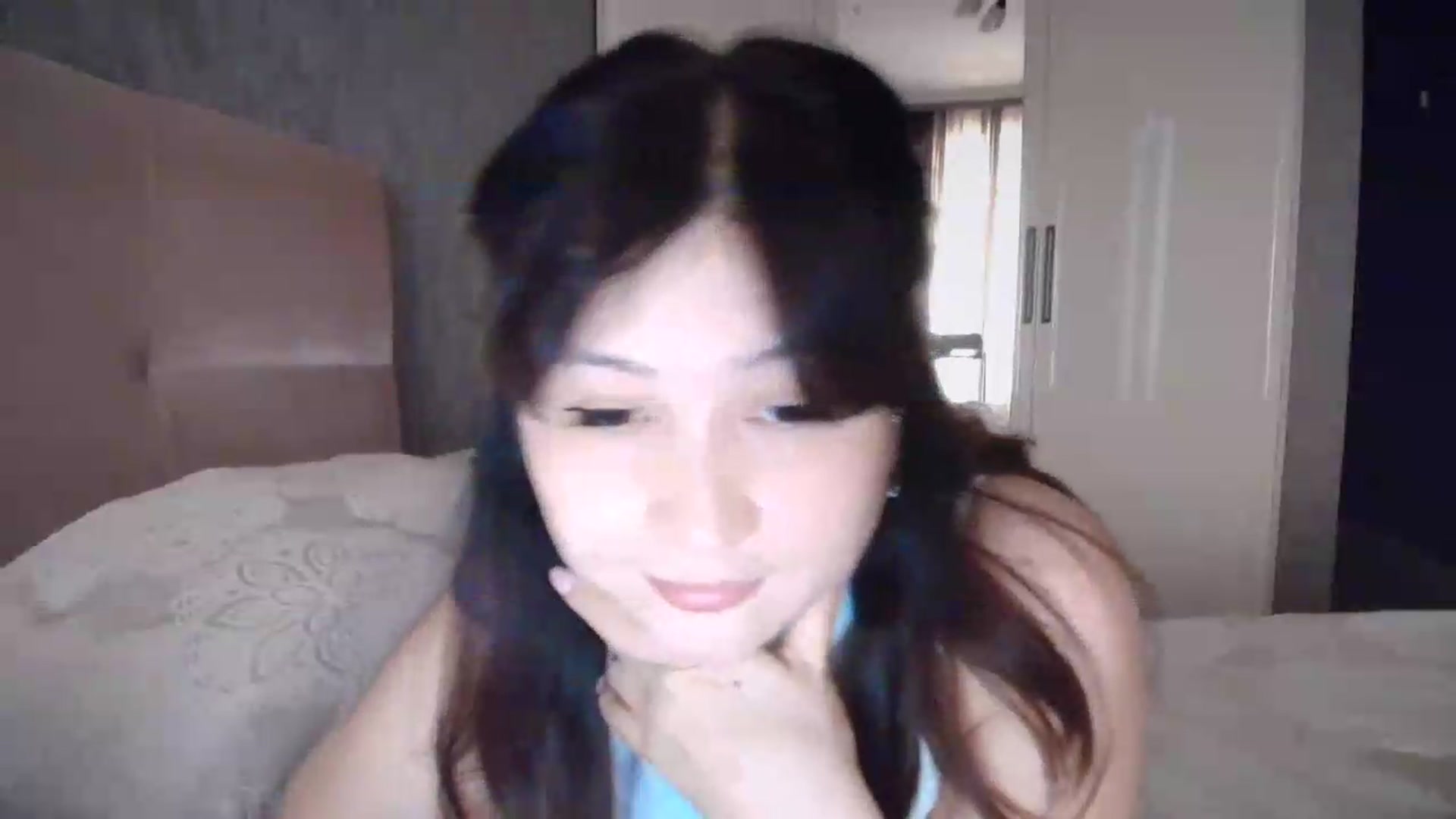 Gallery image thumbnail from Ellle's myfreecams stream on, 08/03/2026, 07:02 image 5 of 20