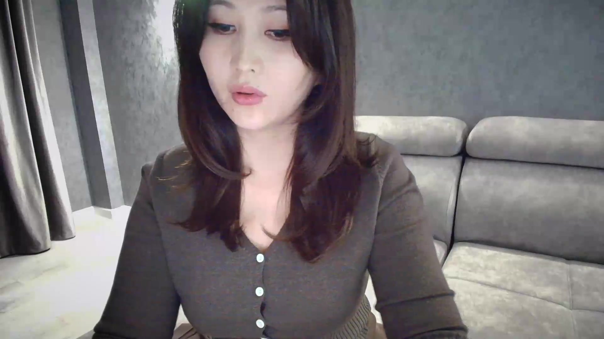 Gallery image thumbnail from Ellle's myfreecams stream on, 09/04/2026, 18:42 image 14 of 20