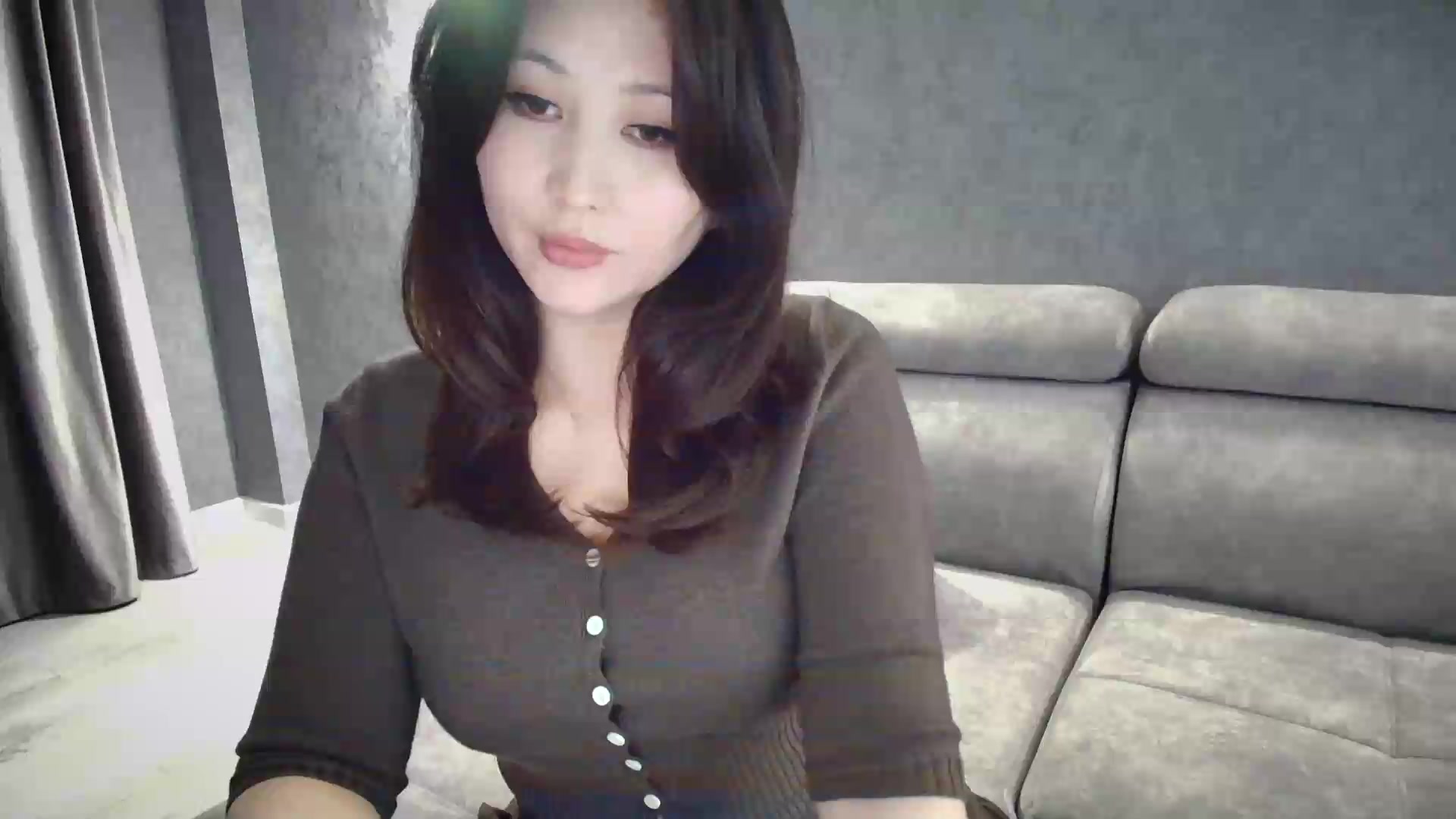Gallery image thumbnail from Ellle's myfreecams stream on, 09/04/2026, 18:42 image 13 of 20
