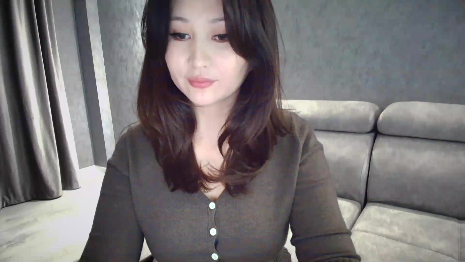 Gallery image thumbnail from Ellle's myfreecams stream on, 09/04/2026, 18:42 image 10 of 20