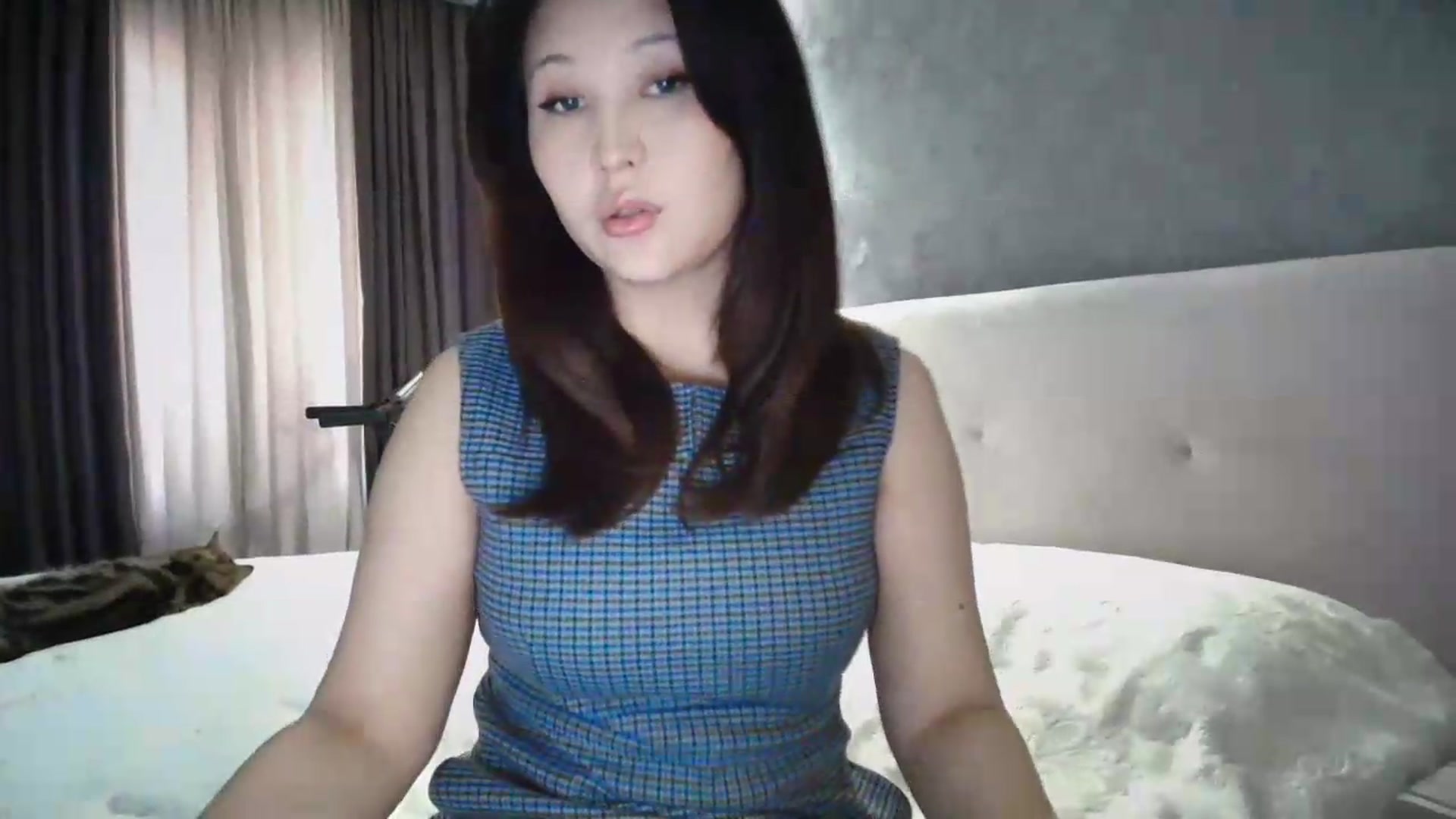 Gallery image thumbnail from Ellle's myfreecams stream on, 09/05/2026, 13:30 image 5 of 20