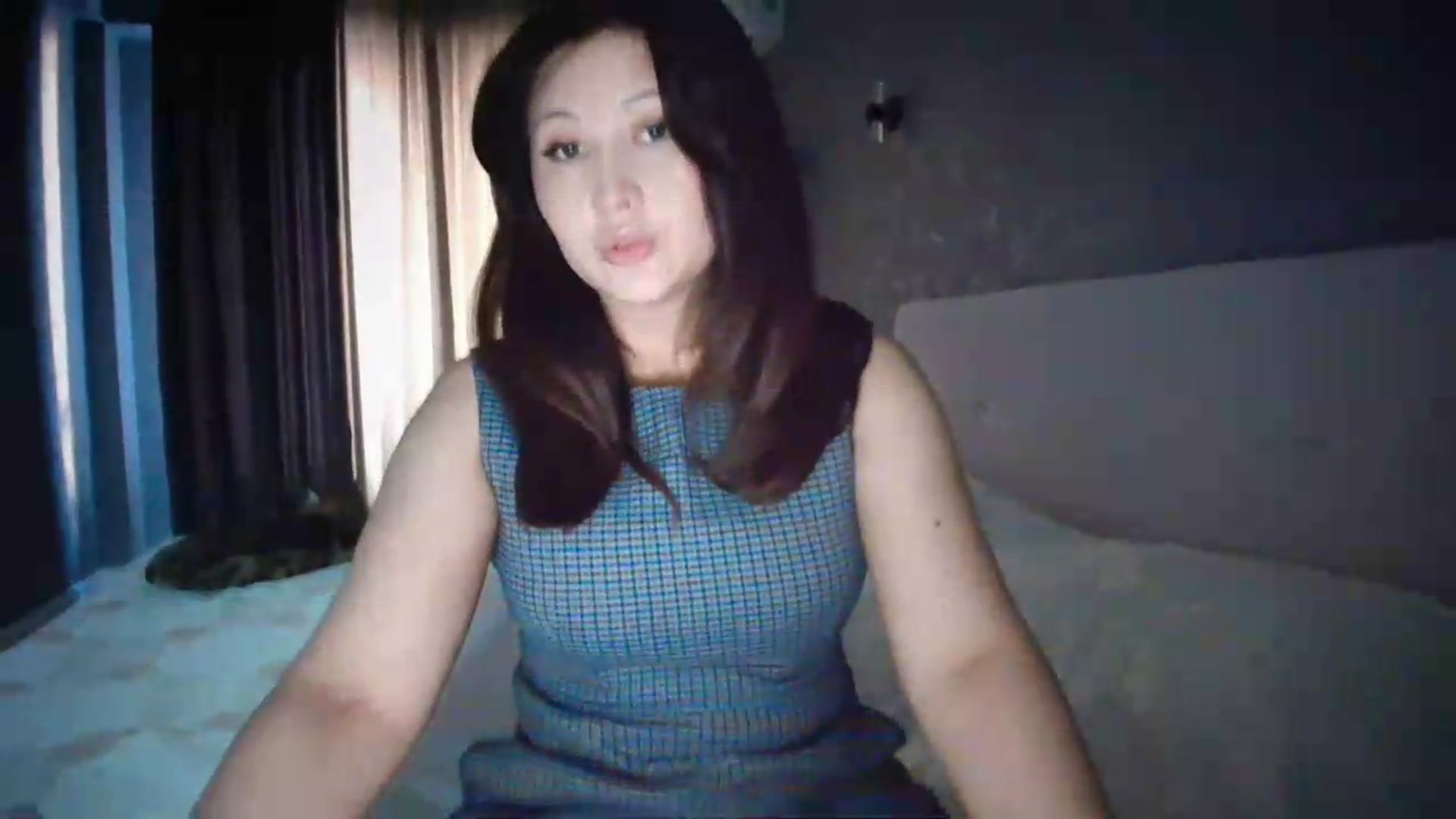 Gallery image thumbnail from Ellle's myfreecams stream on, 09/05/2026, 13:30 image 4 of 20