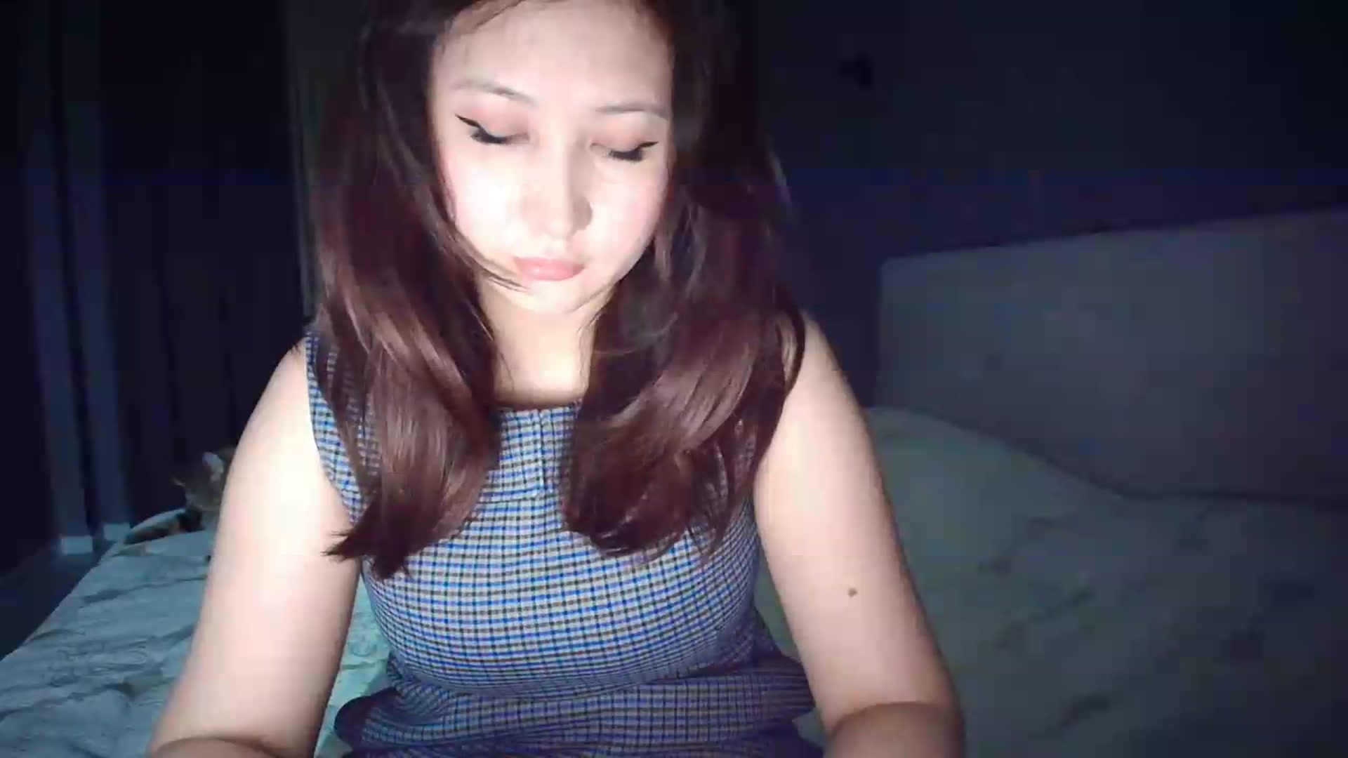 Gallery image thumbnail from Ellle's myfreecams stream on, 09/05/2026, 14:38 image 18 of 20