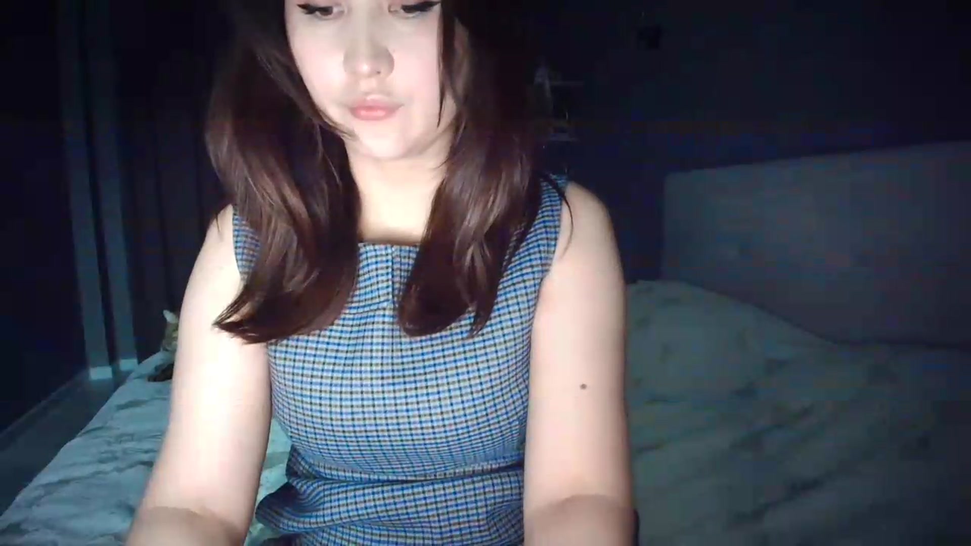 Gallery image thumbnail from Ellle's myfreecams stream on, 09/05/2026, 14:38 image 17 of 20