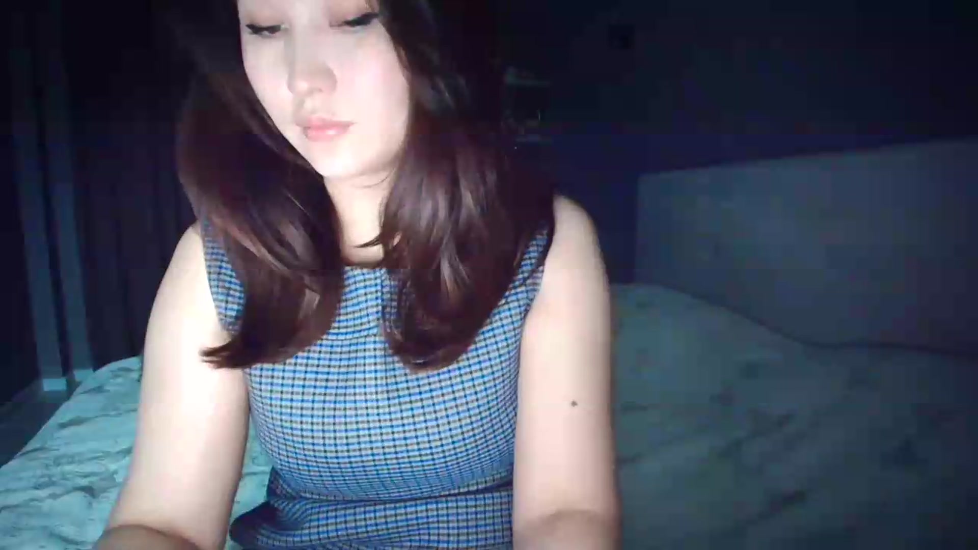 Gallery image thumbnail from Ellle's myfreecams stream on, 09/05/2026, 14:38 image 19 of 20