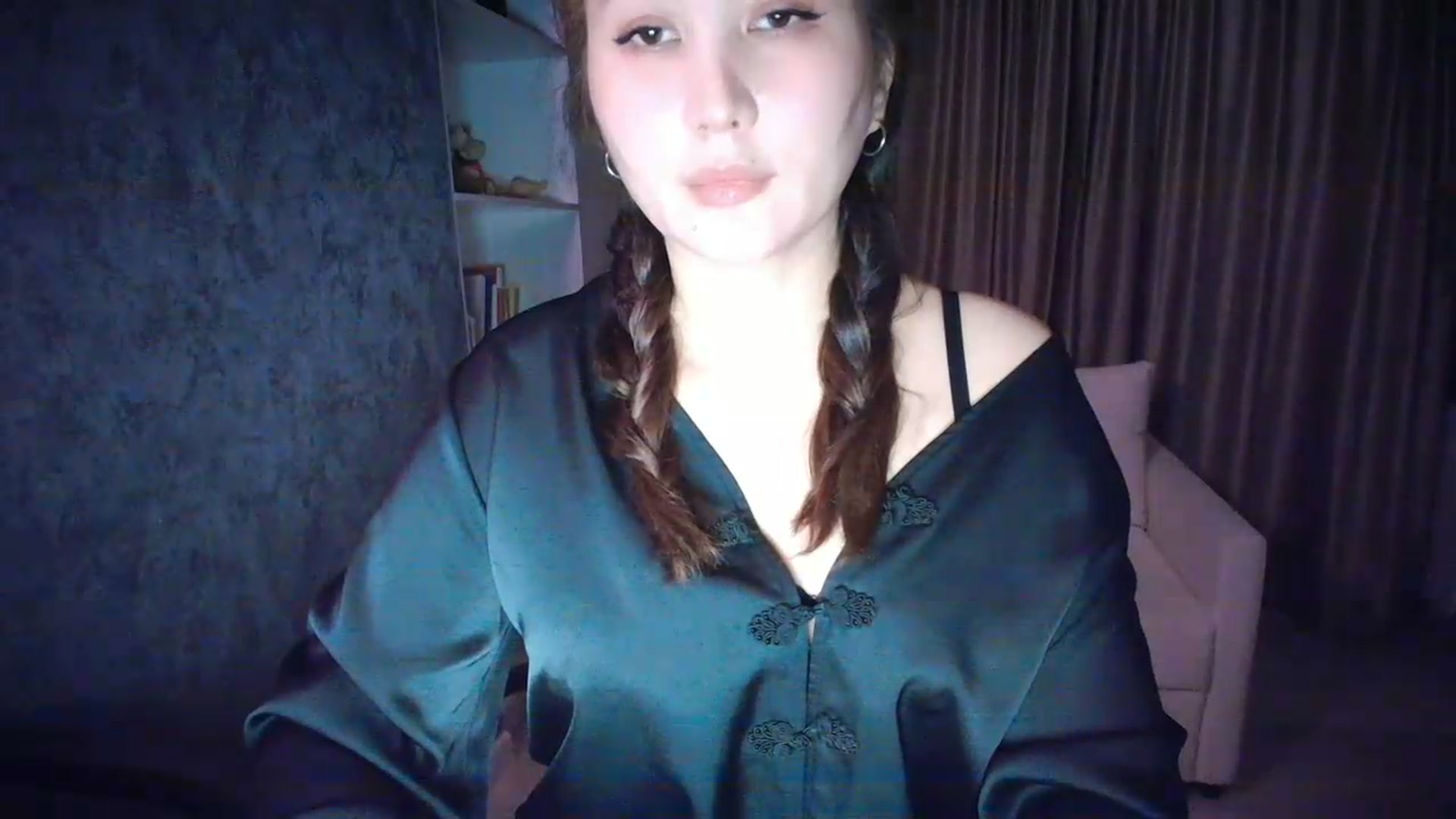 Gallery image thumbnail from Ellle's myfreecams stream on, 09/14/2026, 20:53 image 4 of 20