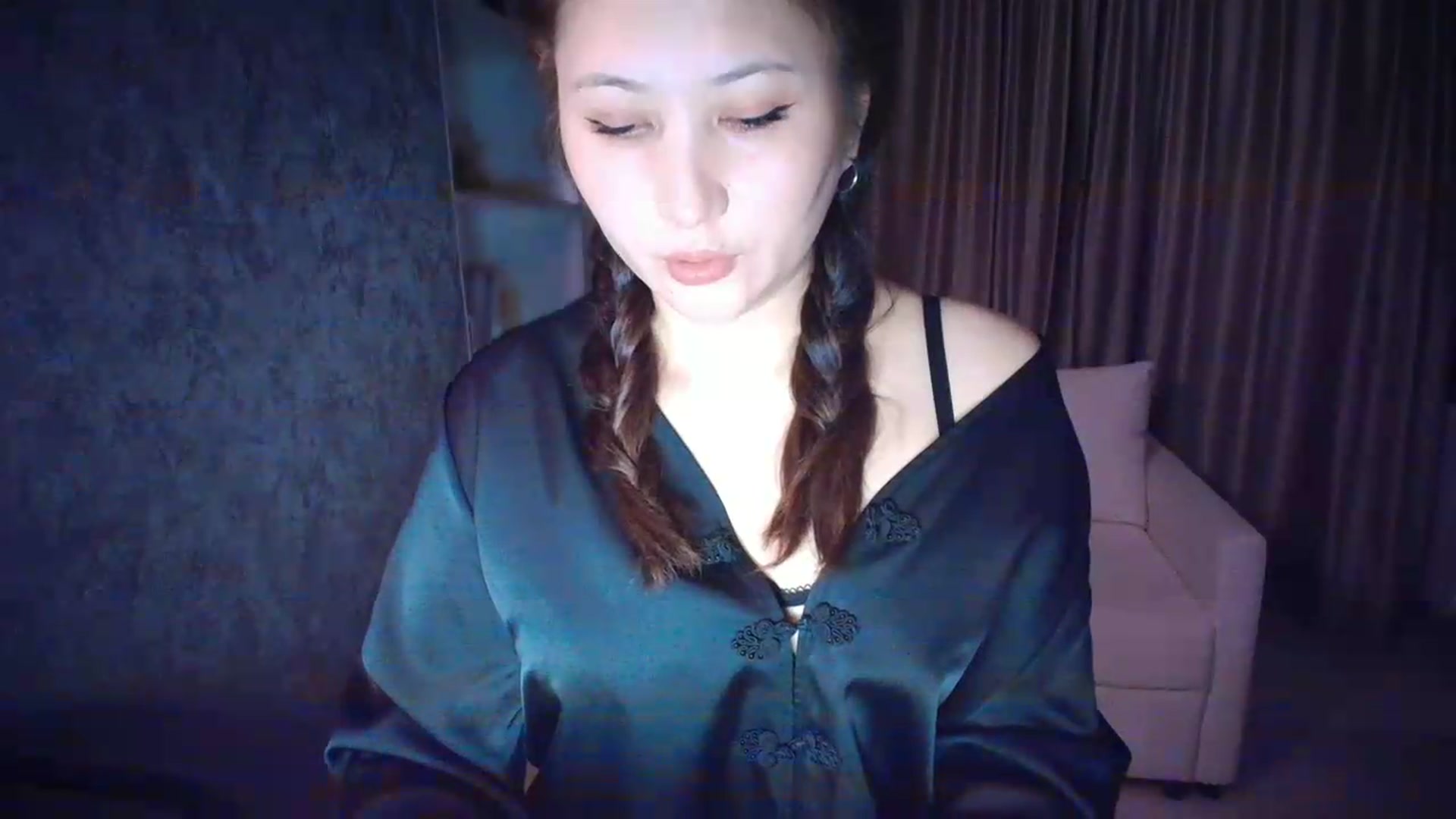 Gallery image thumbnail from Ellle's myfreecams stream on, 09/14/2026, 20:53 image 6 of 20
