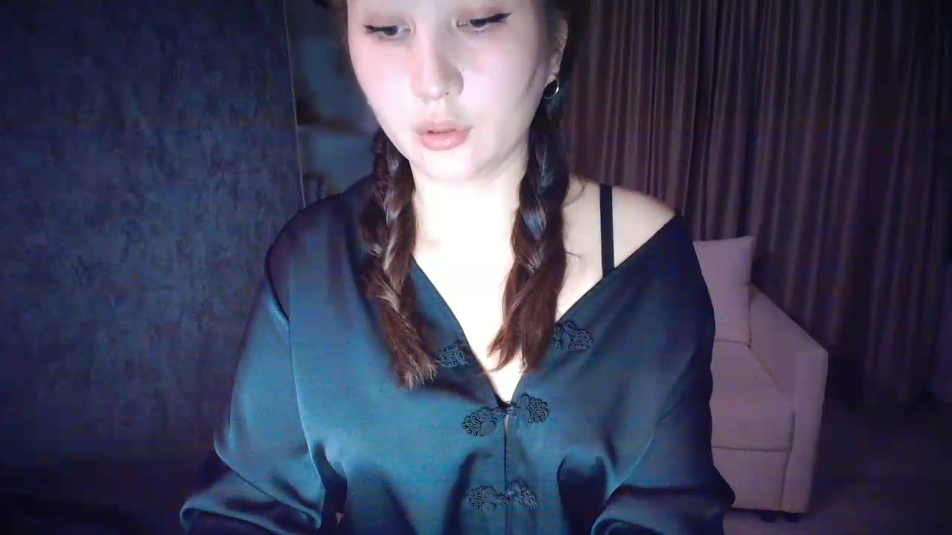 Gallery image thumbnail from Ellle's myfreecams stream on, 09/14/2026, 20:53 image 5 of 20