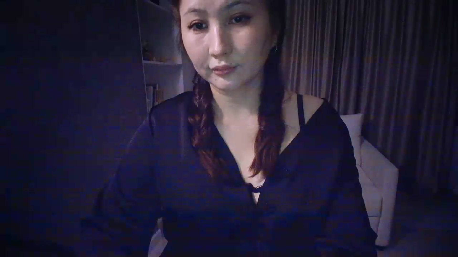 Gallery image thumbnail from Ellle's myfreecams stream on, 09/14/2026, 20:53 image 9 of 20