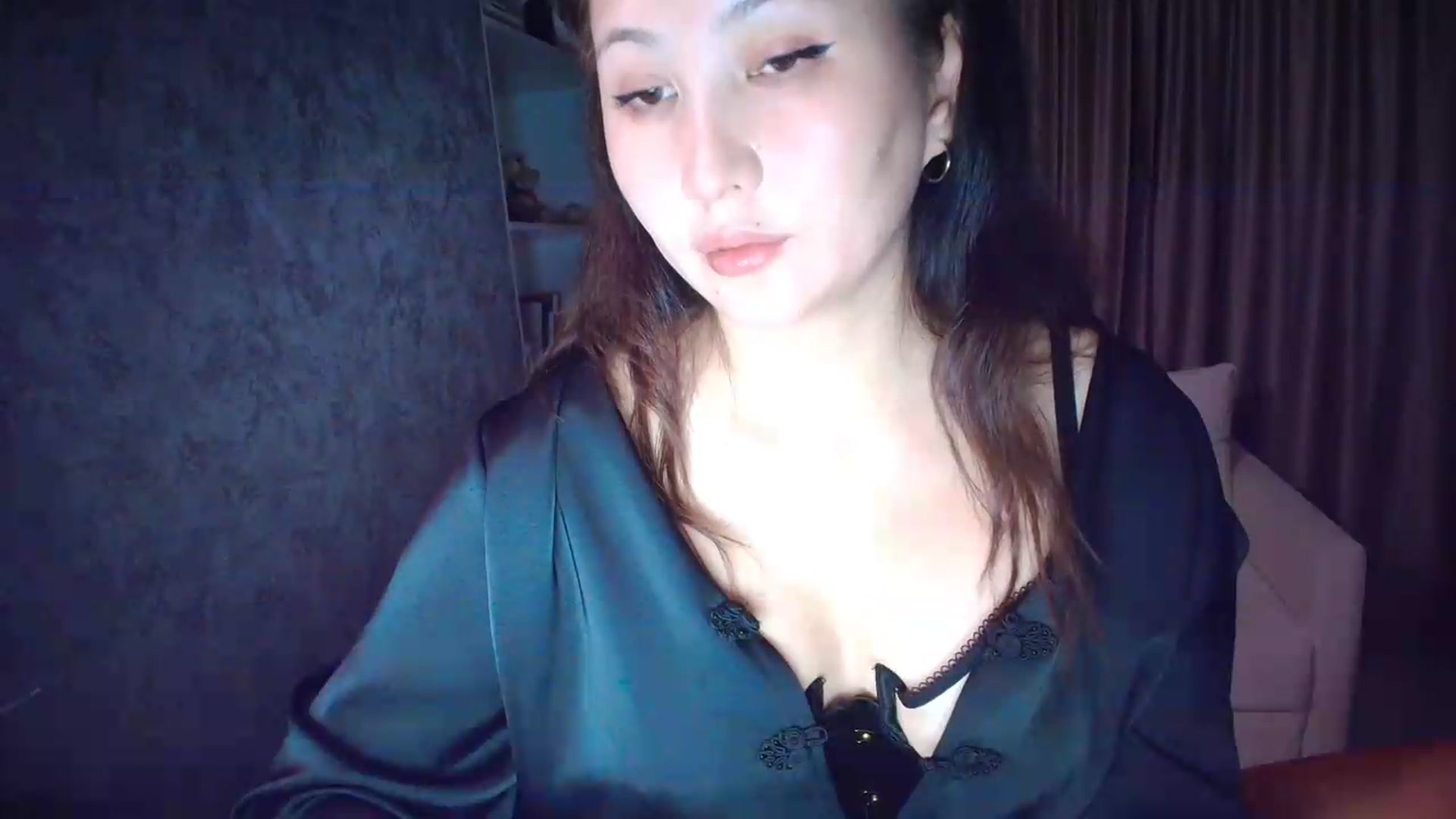 Gallery image thumbnail from Ellle's myfreecams stream on, 09/14/2026, 22:14 image 17 of 20