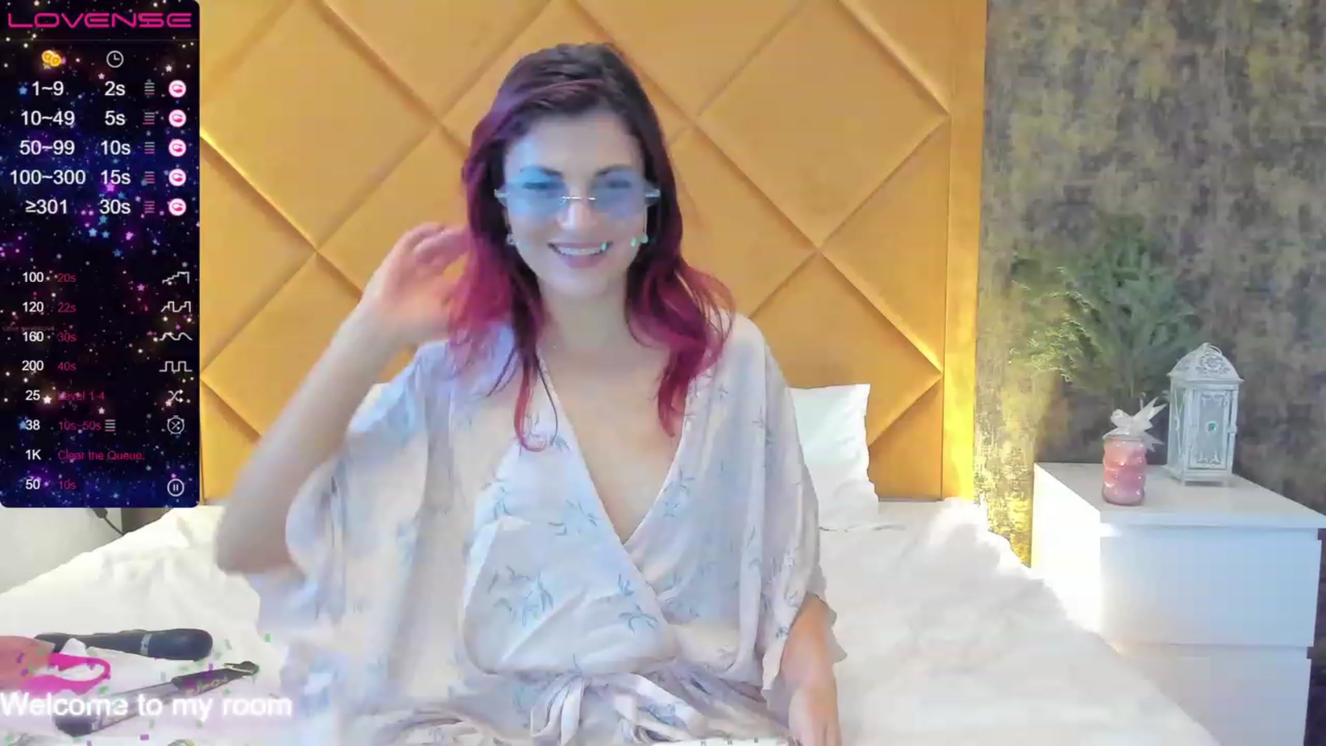 Gallery image thumbnail from Ellly_rosse's myfreecams stream on, 12/29/2022, 12:30 image 3 of 20